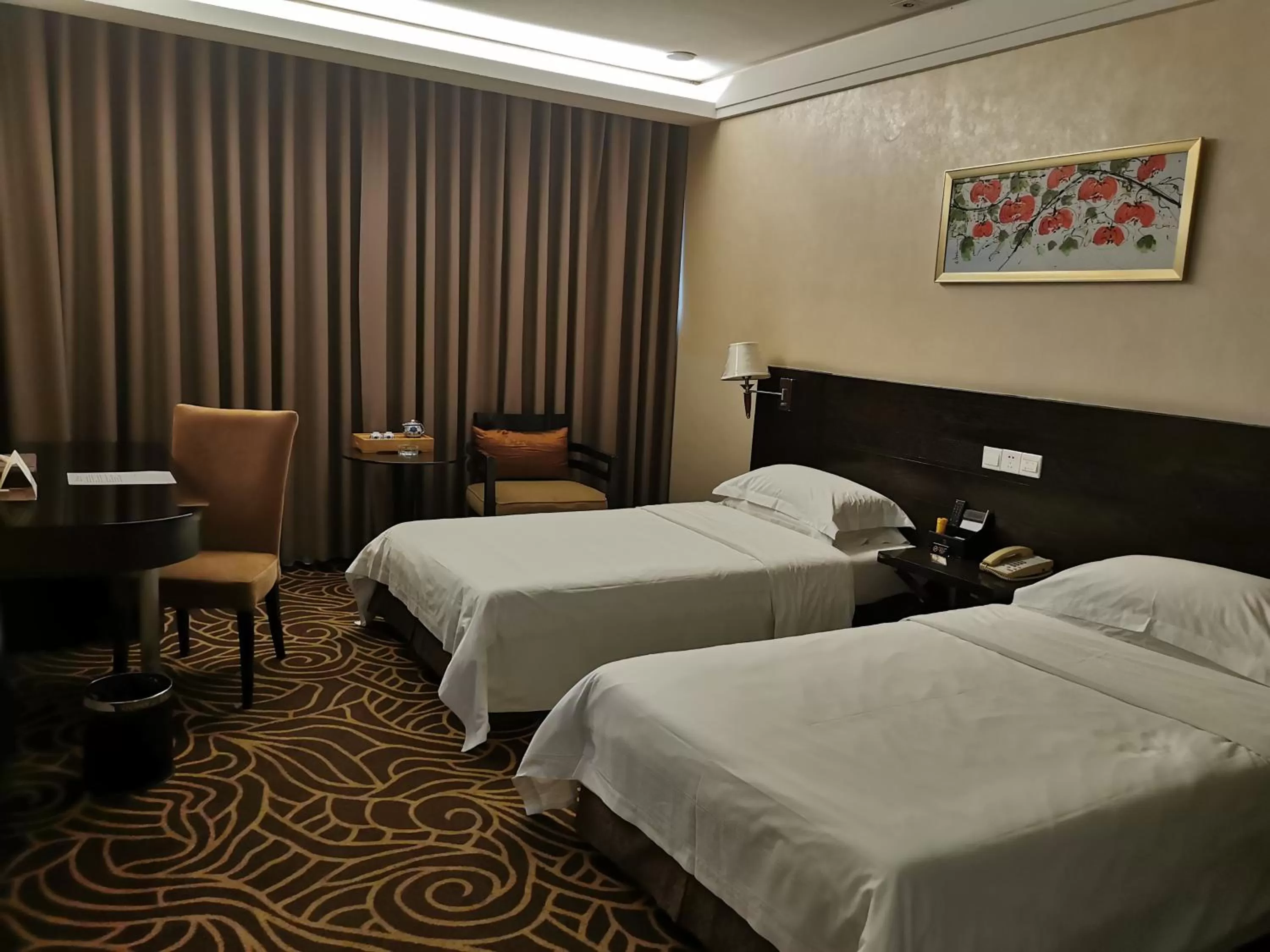 People, Bed in Hua Shi Hotel