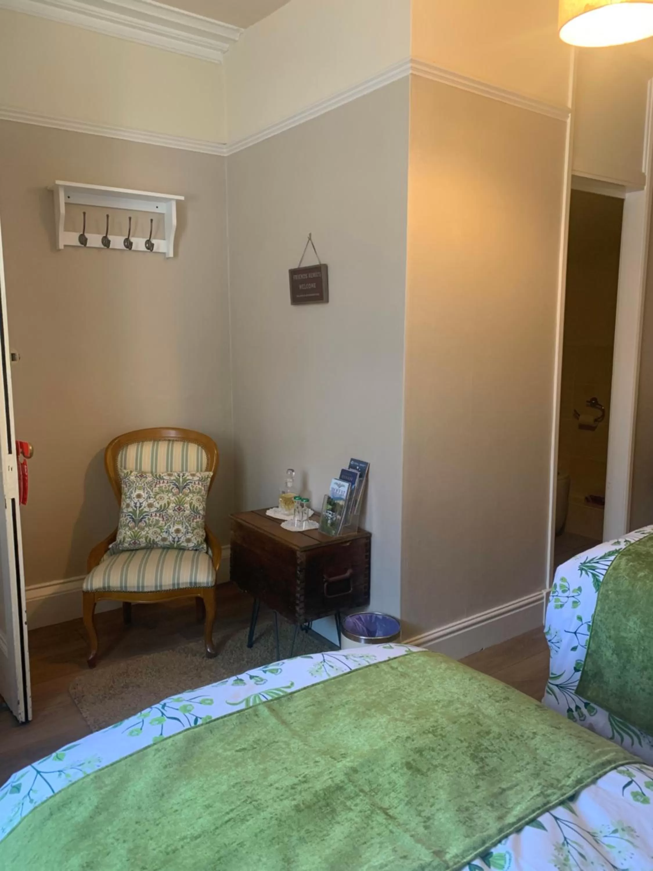 Seating area, Bed in Seamore House