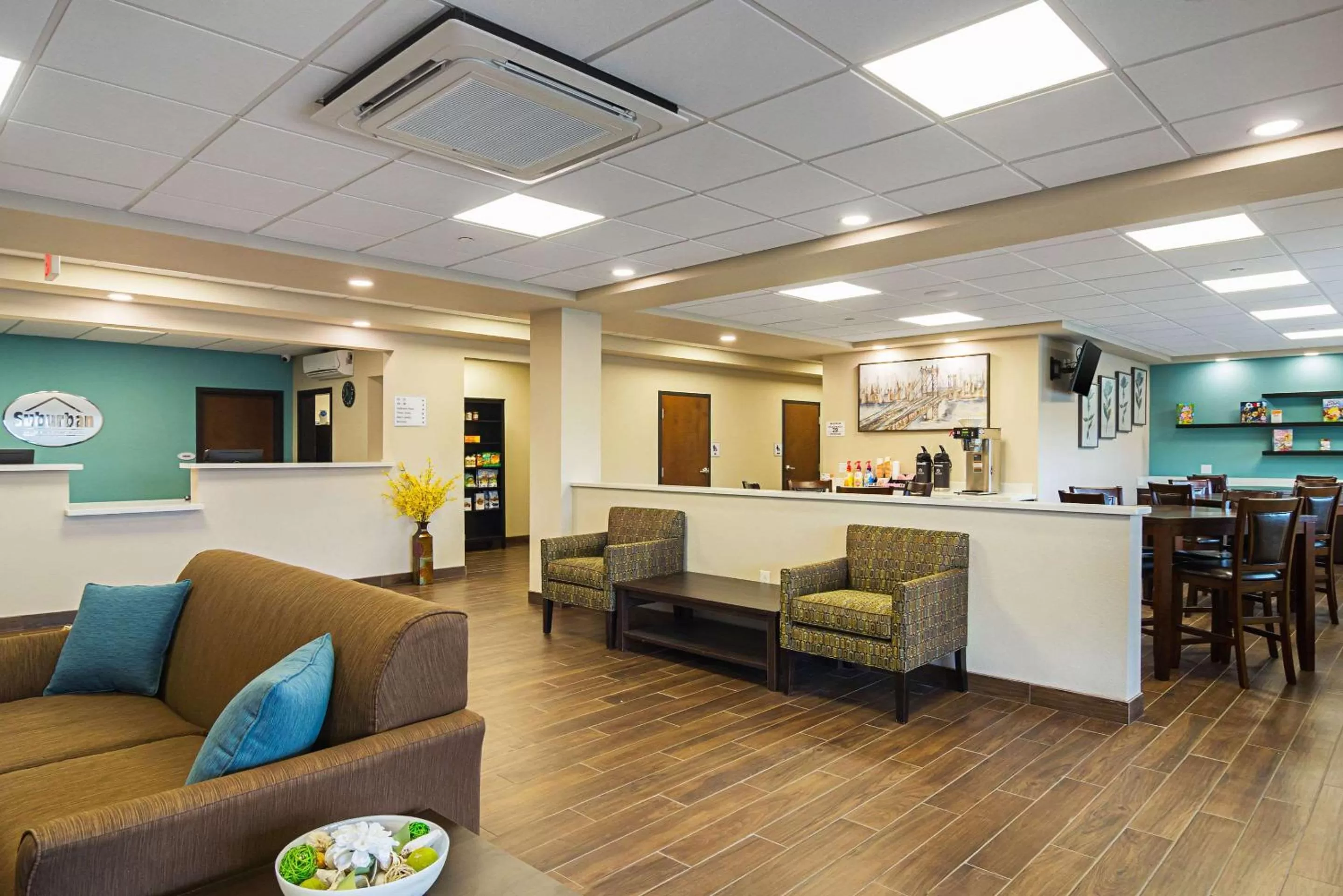 Lobby or reception in Suburban Studios Monaca - Pittsburgh