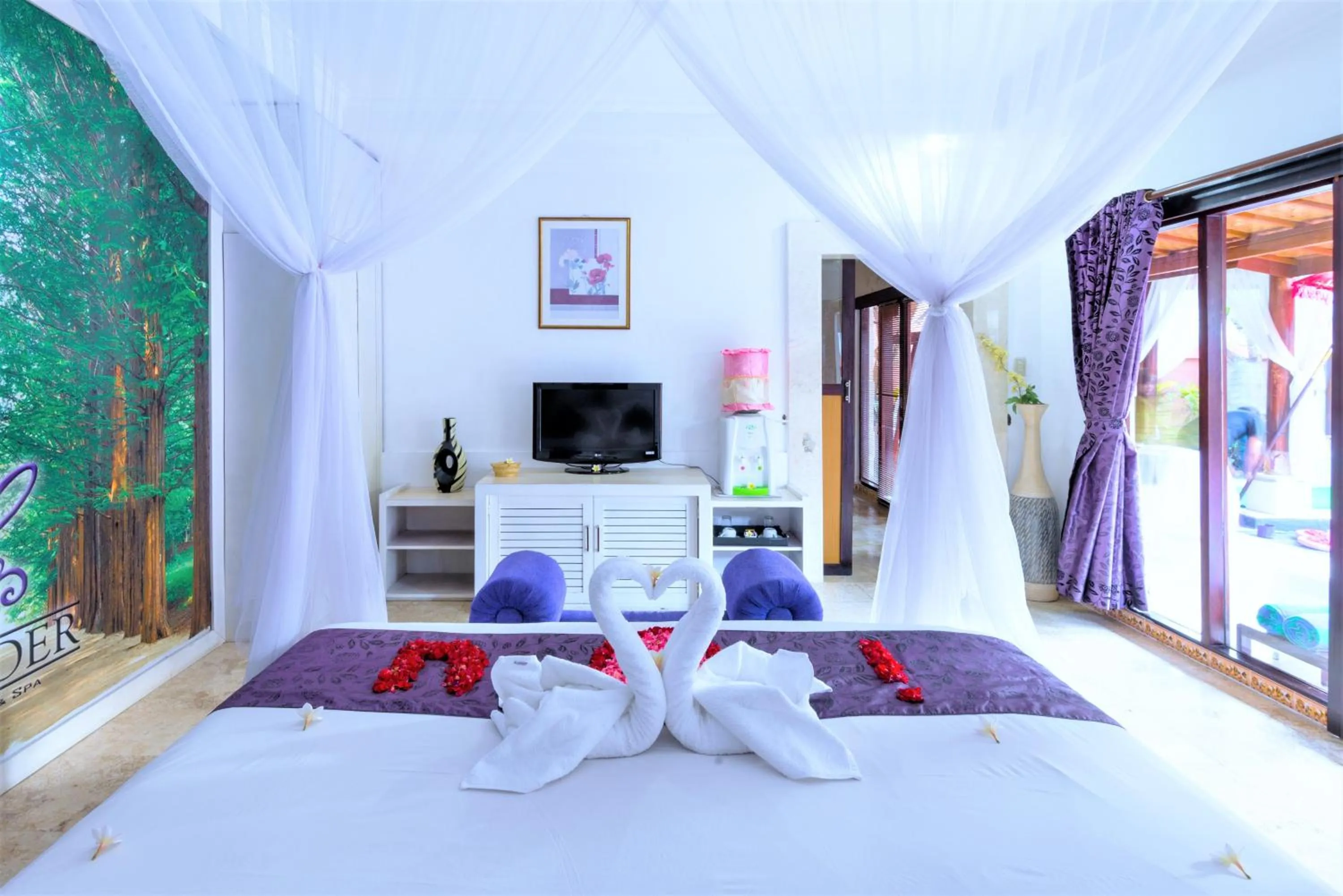 Bed in Lavender Villa & Spa