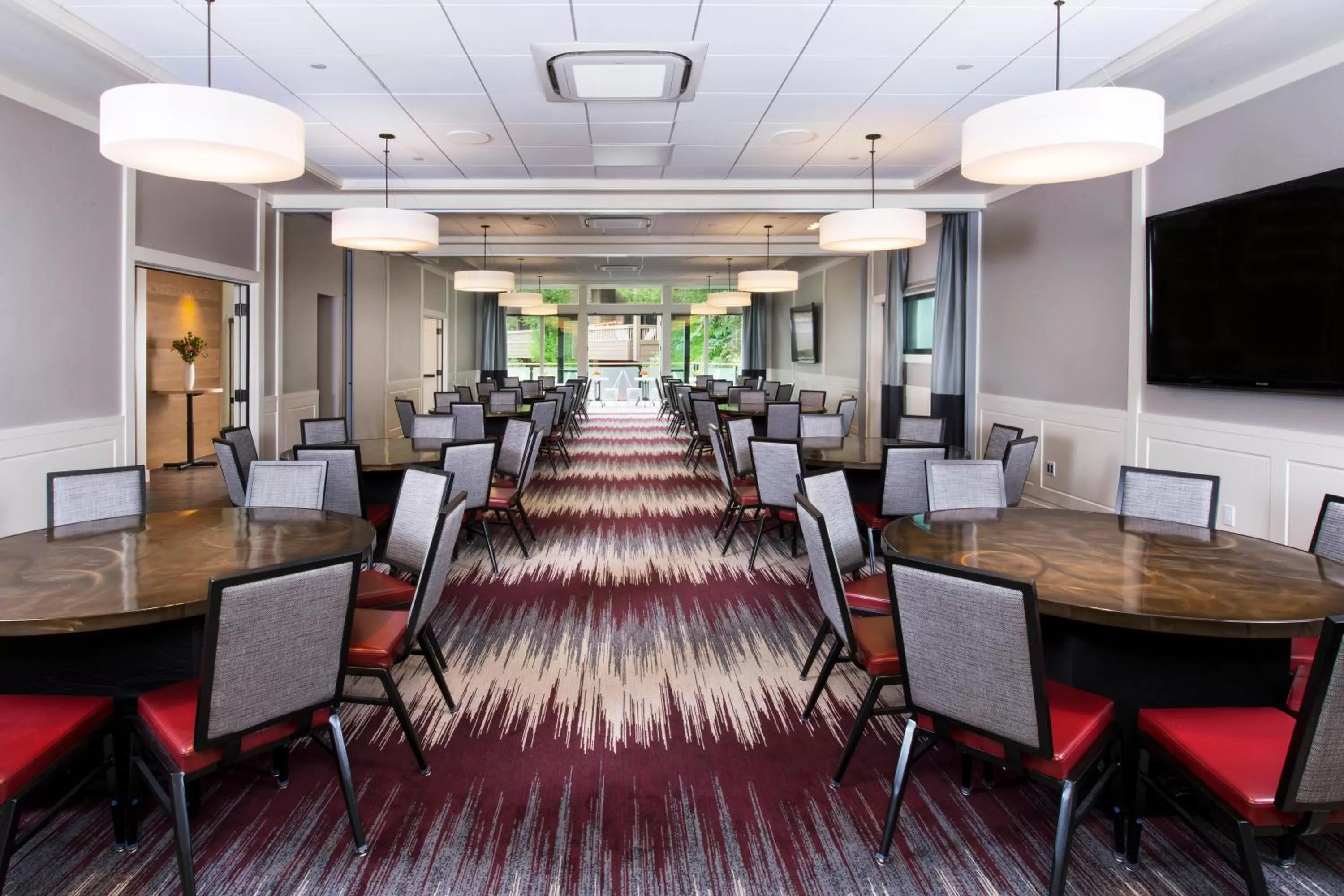 Business facilities in The Gant