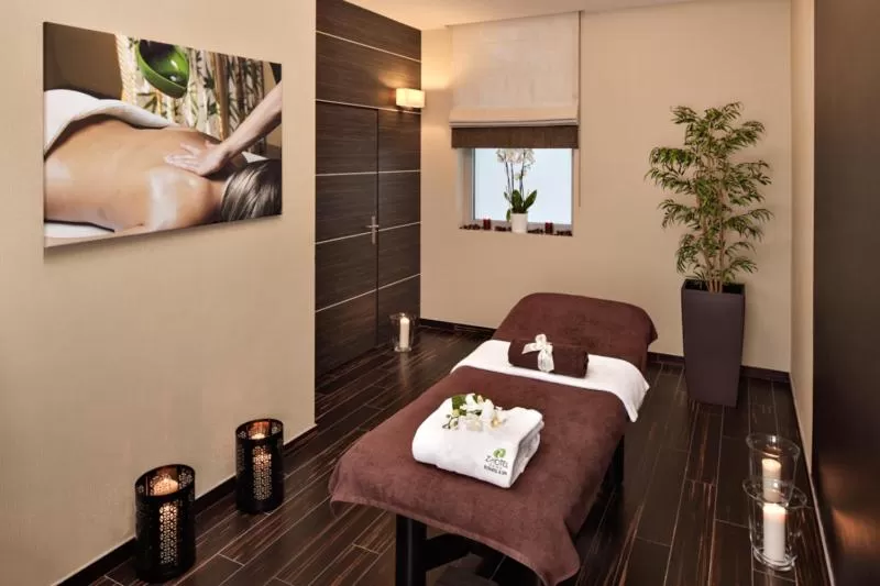 Massage in Z-Hotel Business & Spa