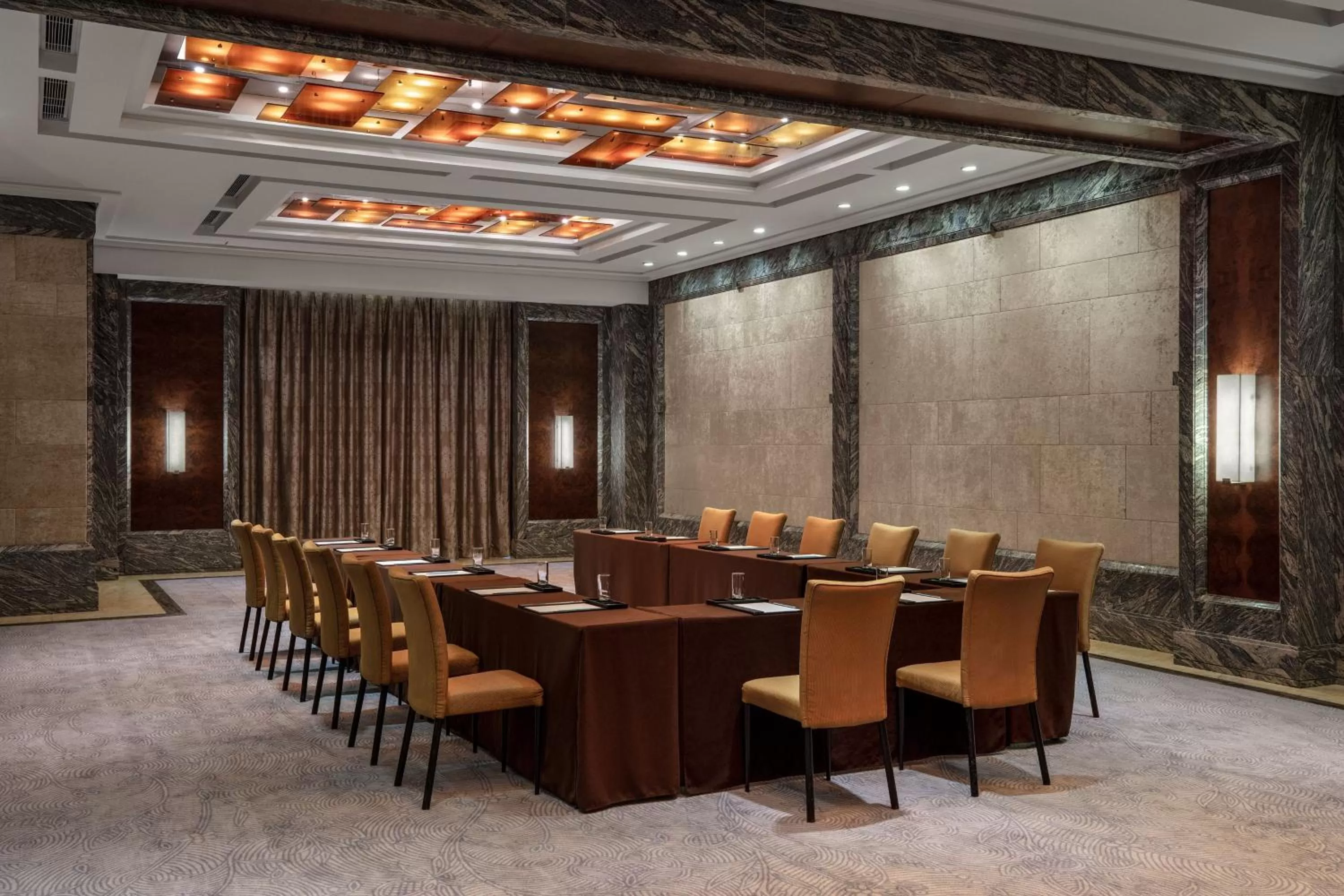 Meeting/conference room in Sheraton Qingdao Jiaozhou Hotel