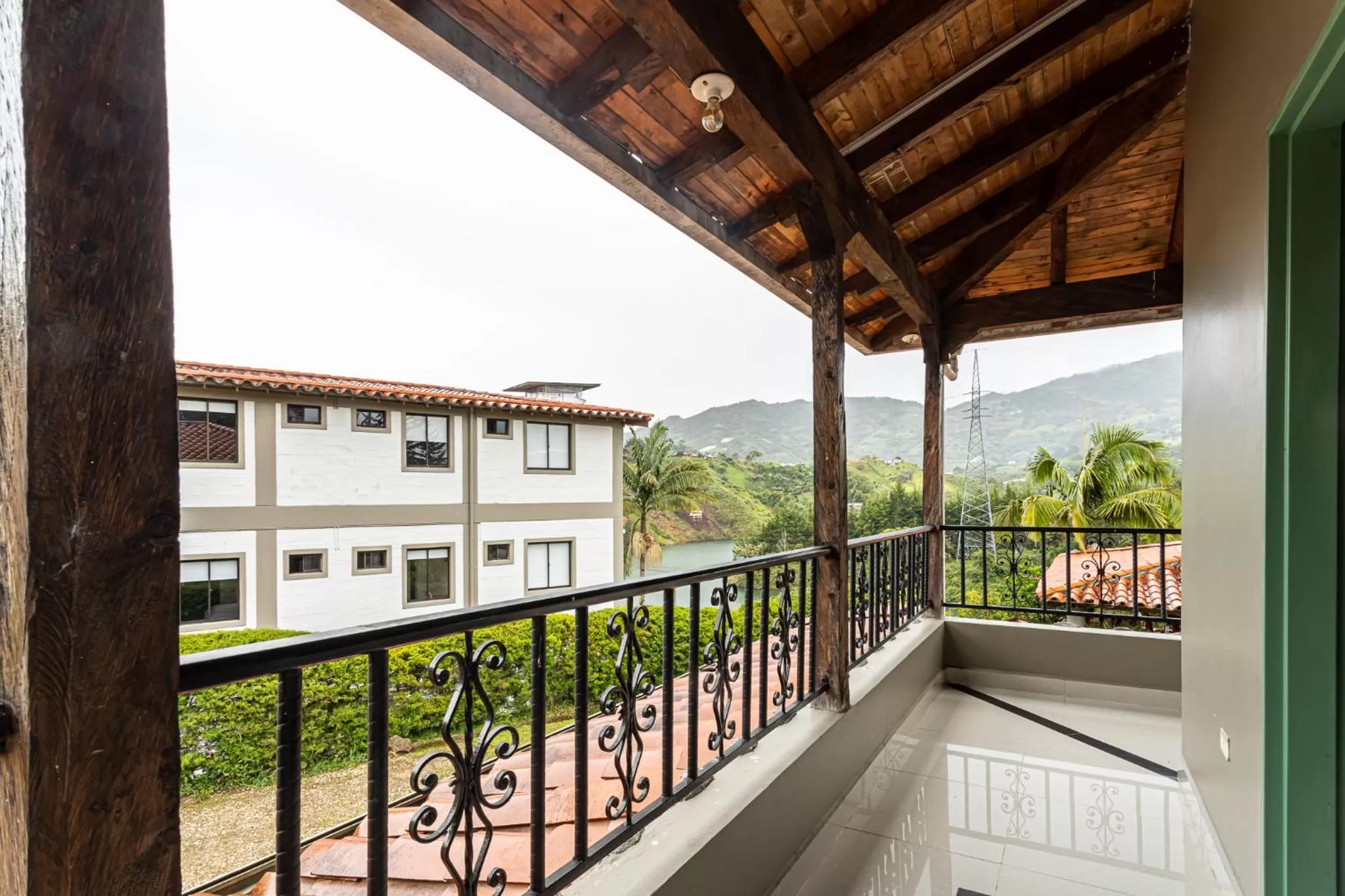 Day in Soy Local Guatape Campestre