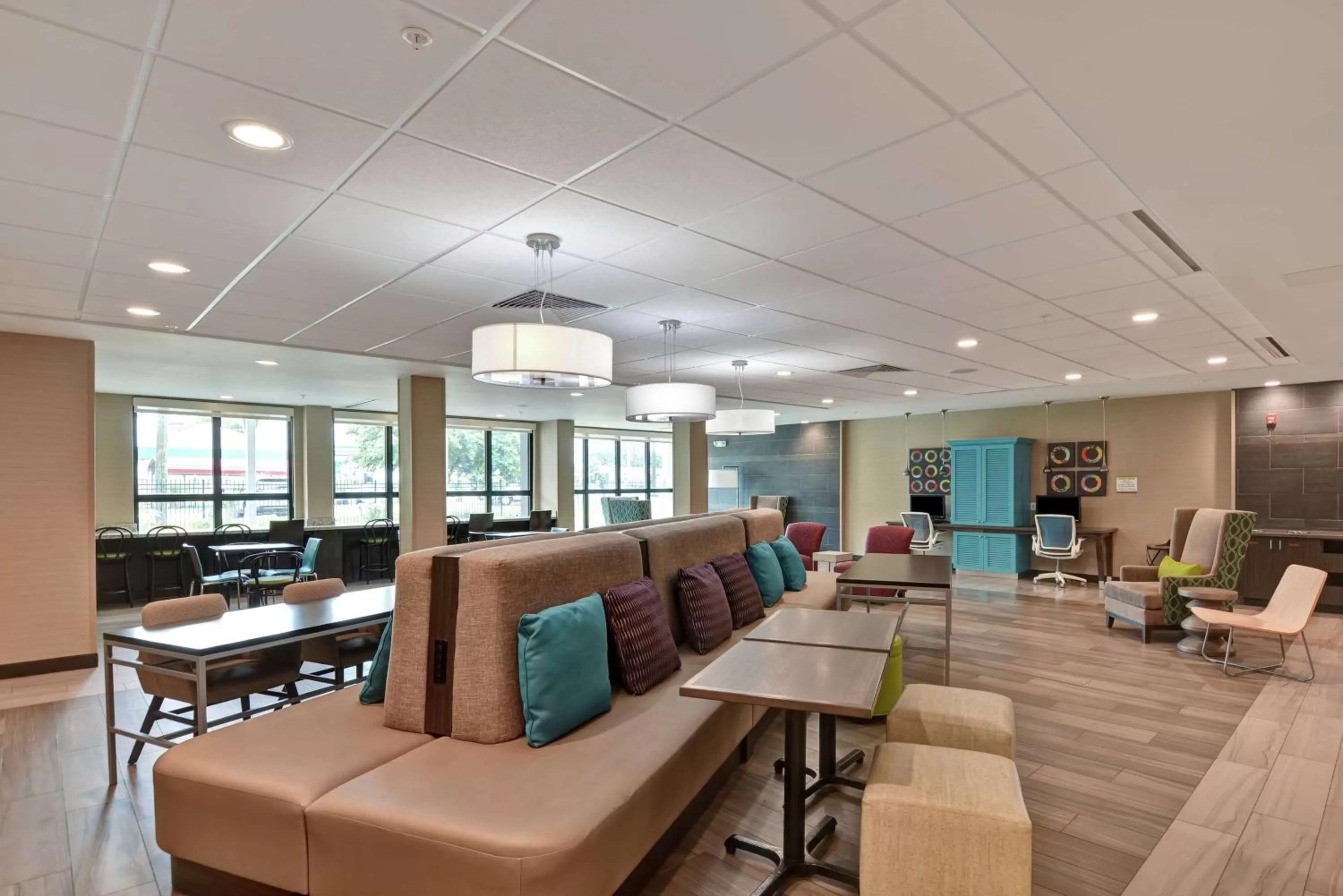 Lobby or reception in Home2 Suites Pensacola I-10 At North Davis Hwy