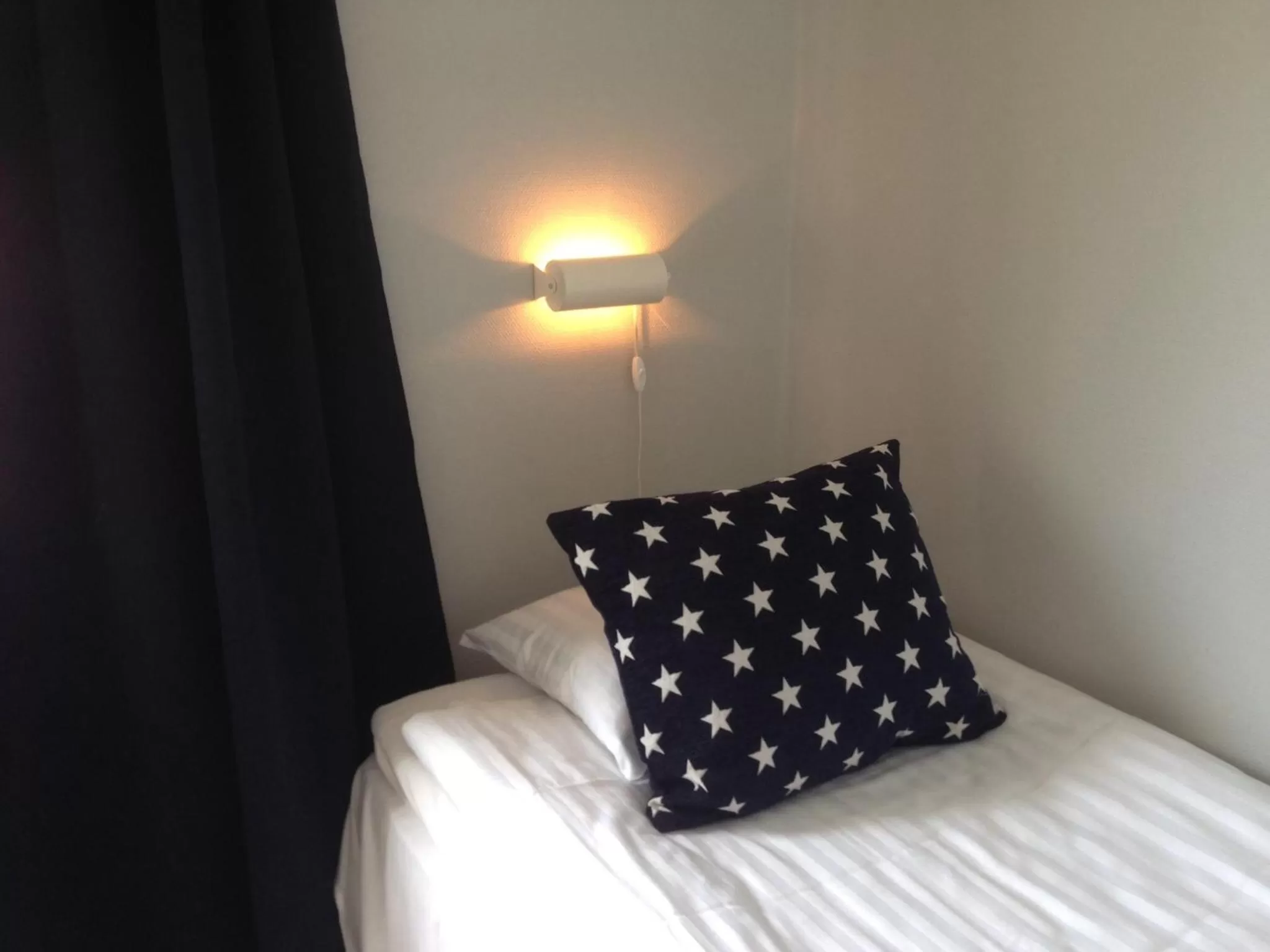 Bed in Aurora Bed & Breakfast