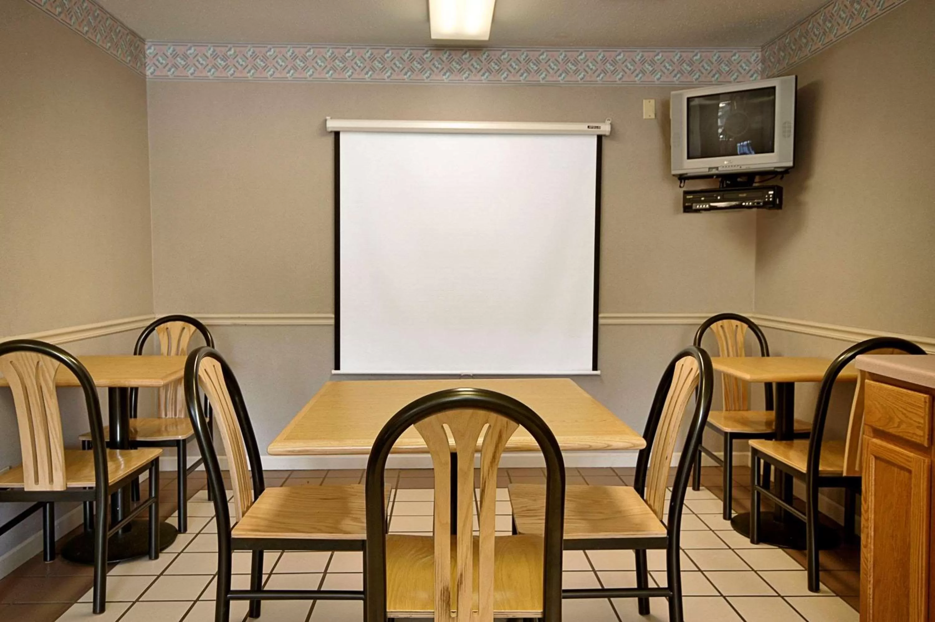 On site in Super 8 by Wyndham East Peoria