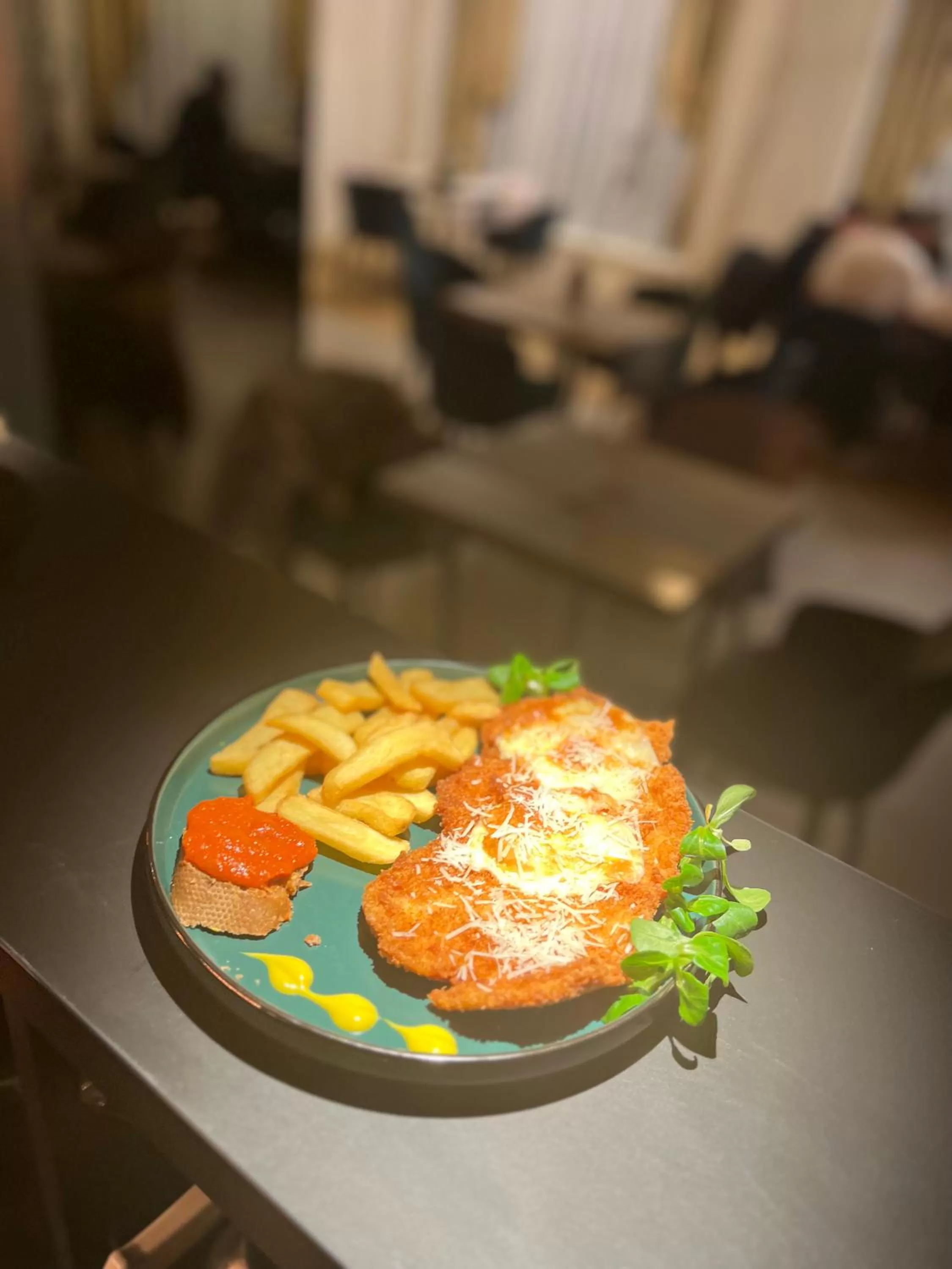 Food and drinks in Hotel Clipa