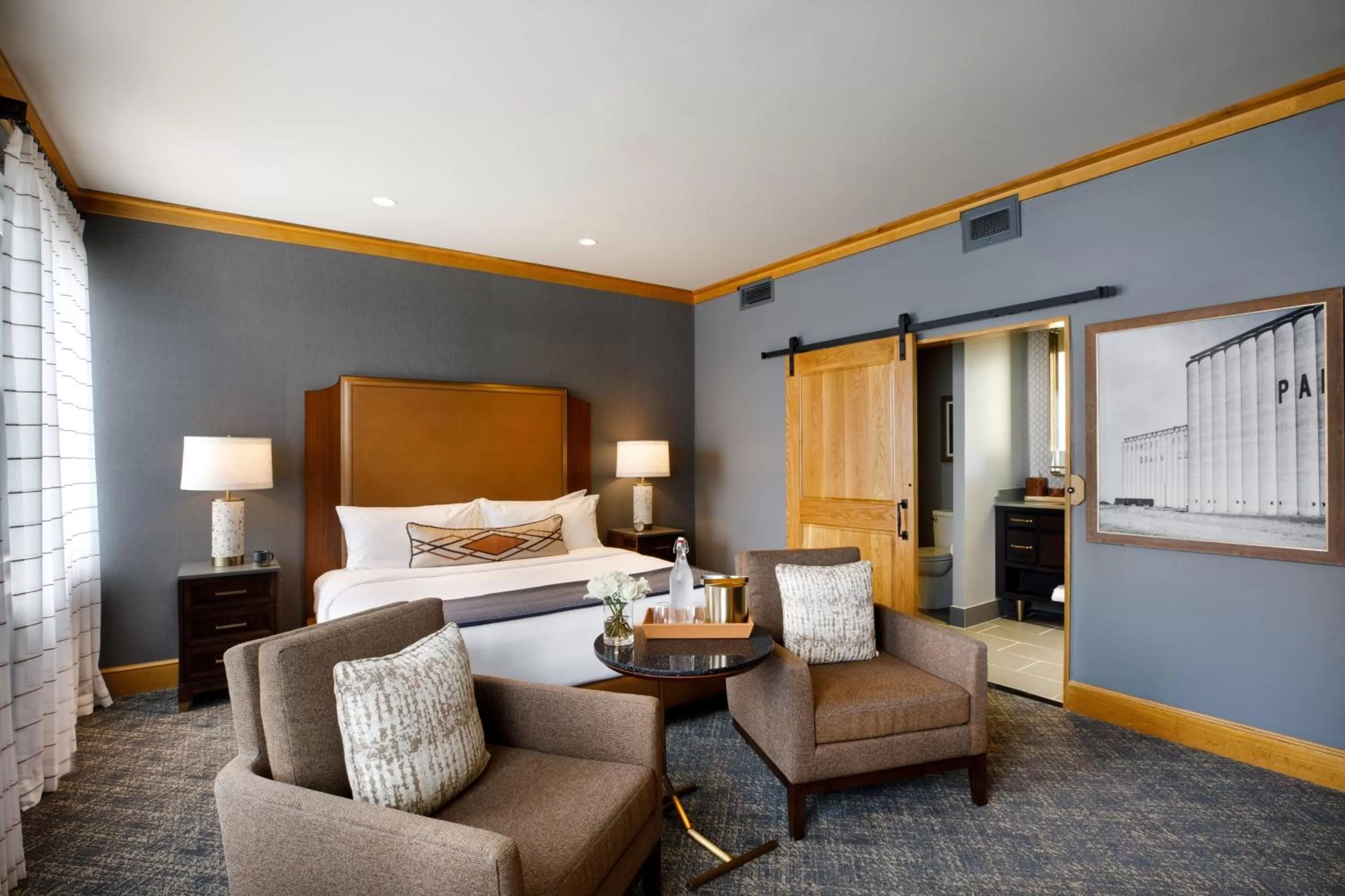 Photo of the whole room, Bed in The Barfield, Autograph Collection