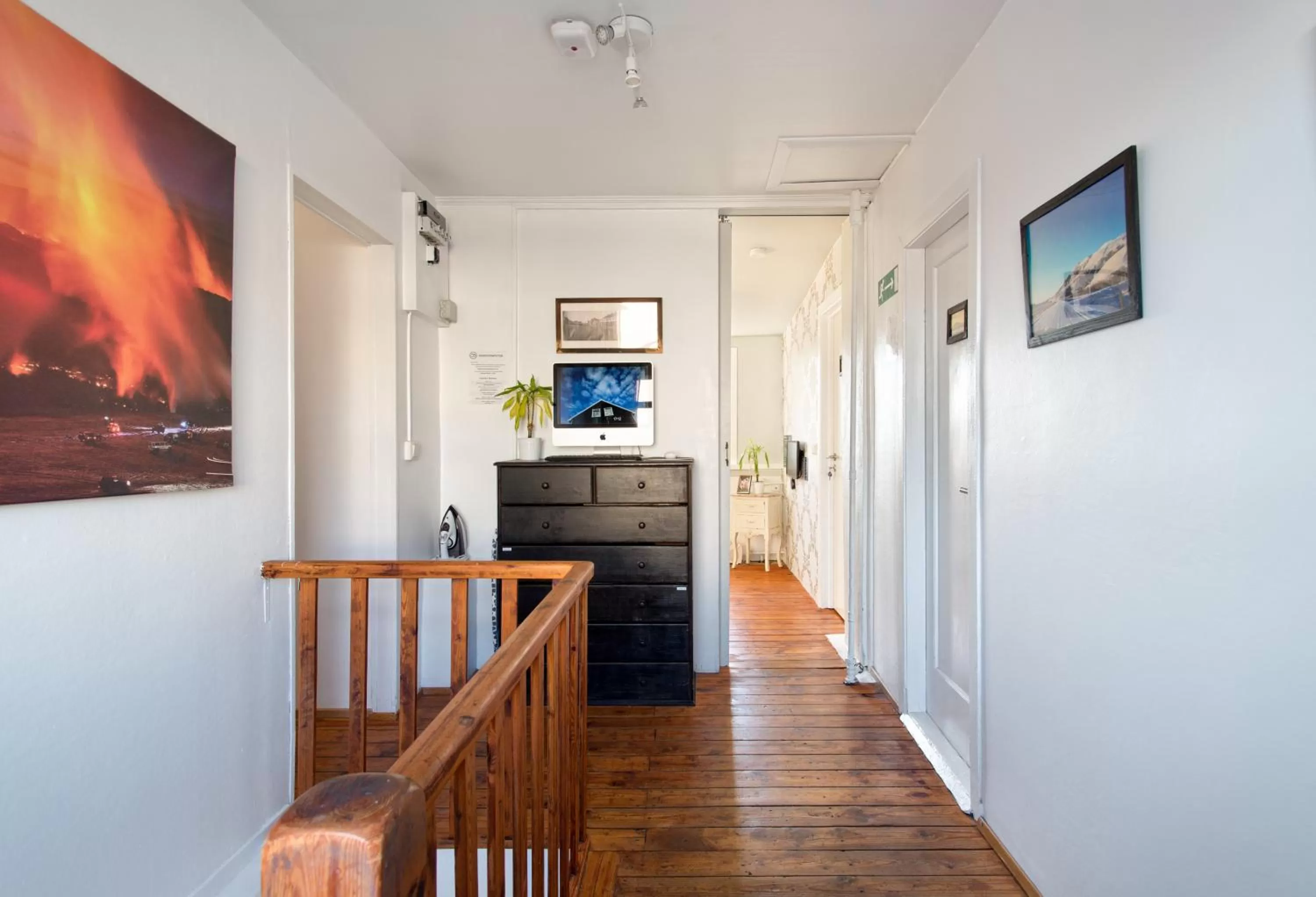 Communal lounge/ TV room in Blue House B&B