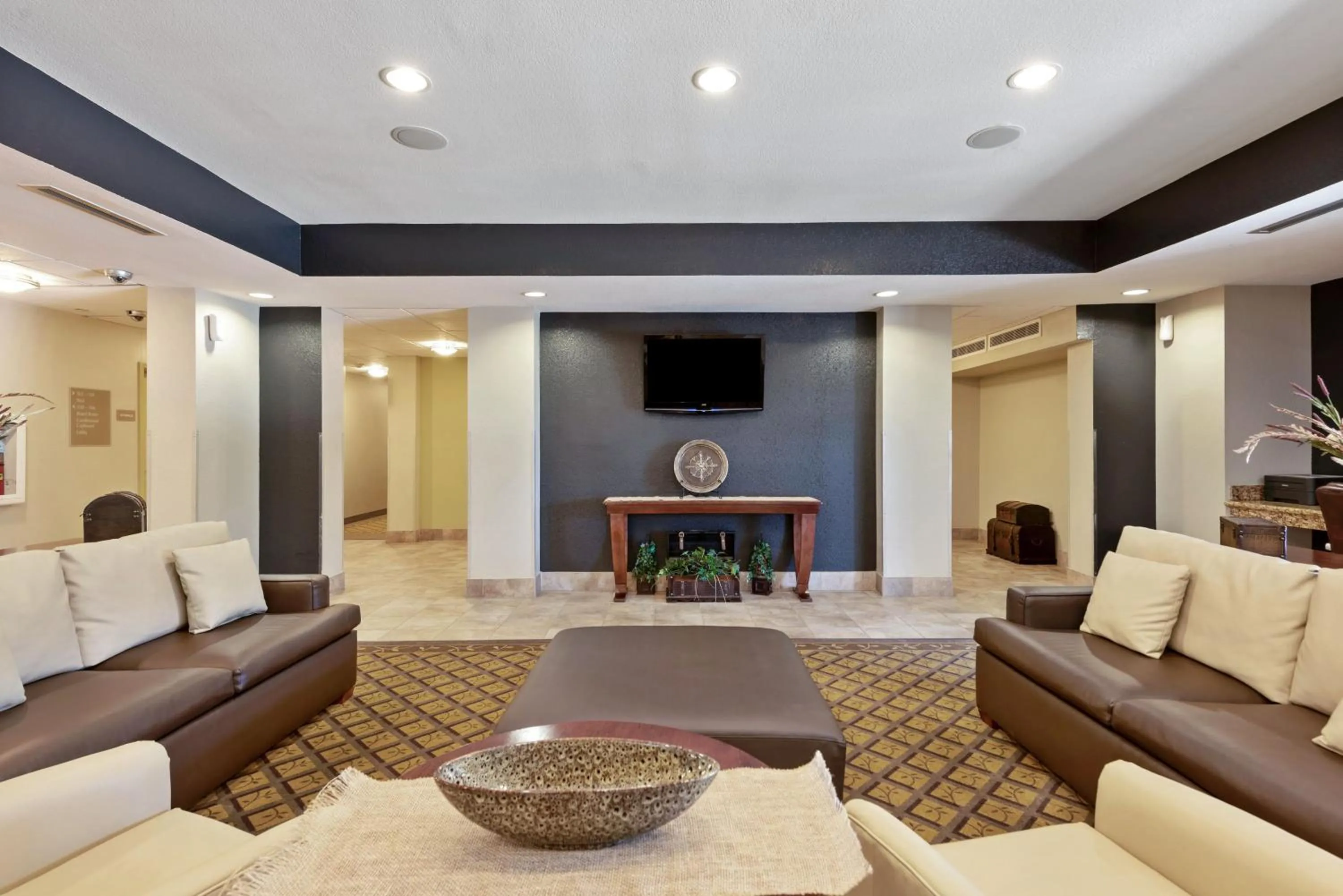 Lobby or reception in Extended Stay America Suites - Houston - IAH Airport