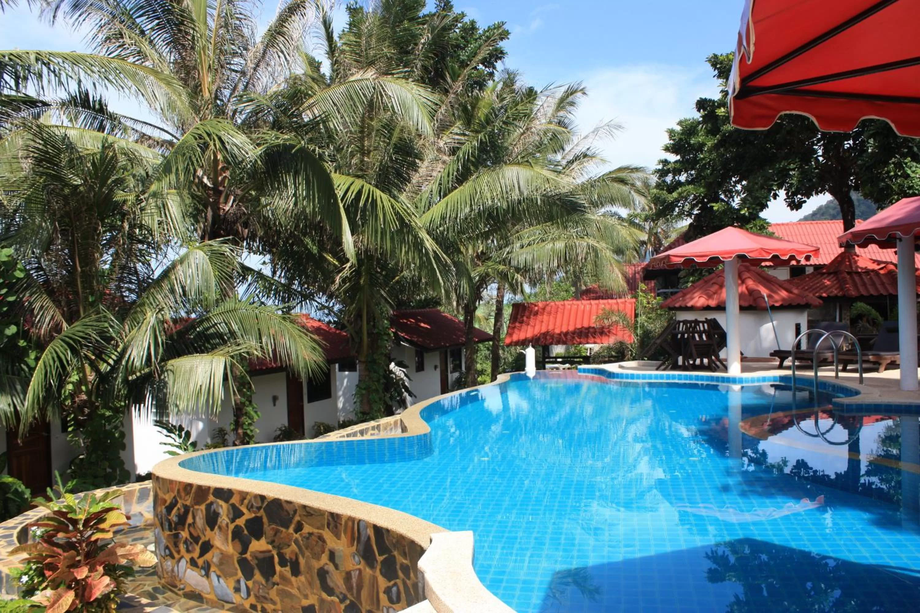 Swimming pool in Top Resort