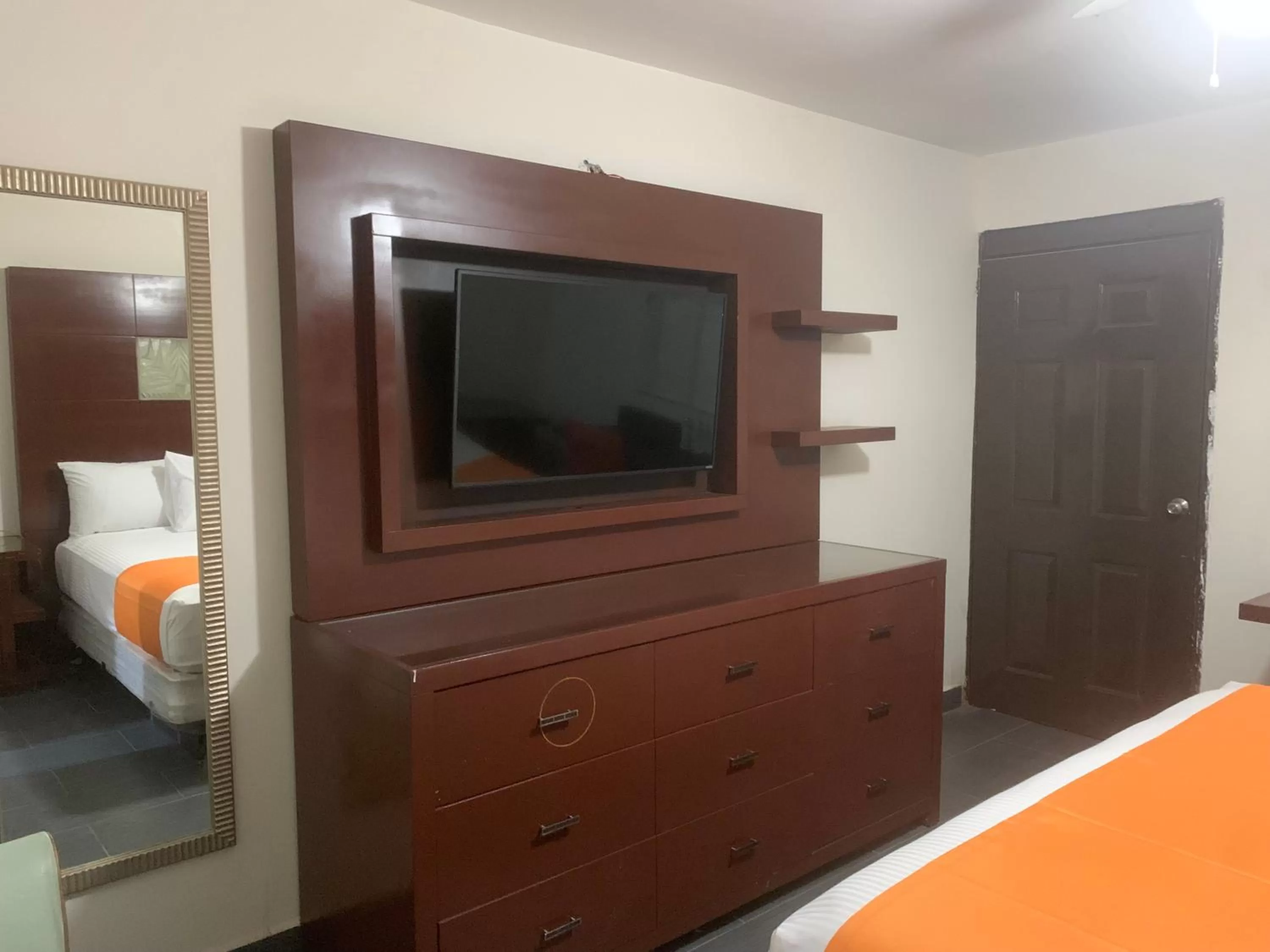 Bed in HOTEL DORADO DIAMANTE