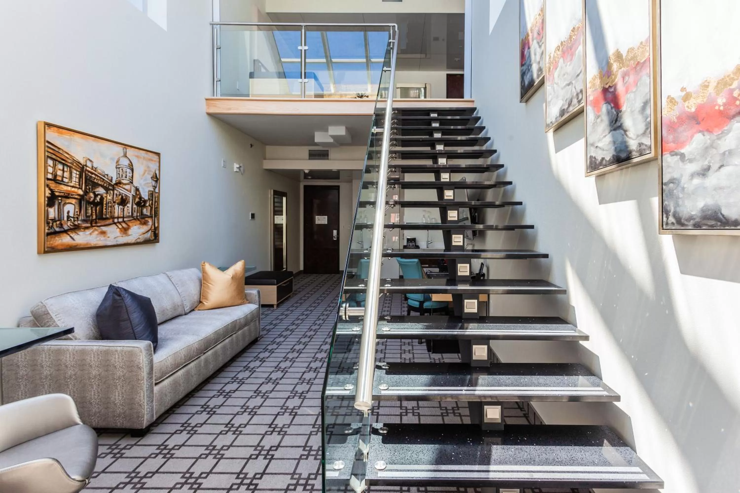 Sky Loft Suite with Terrace in Le Mount Stephen