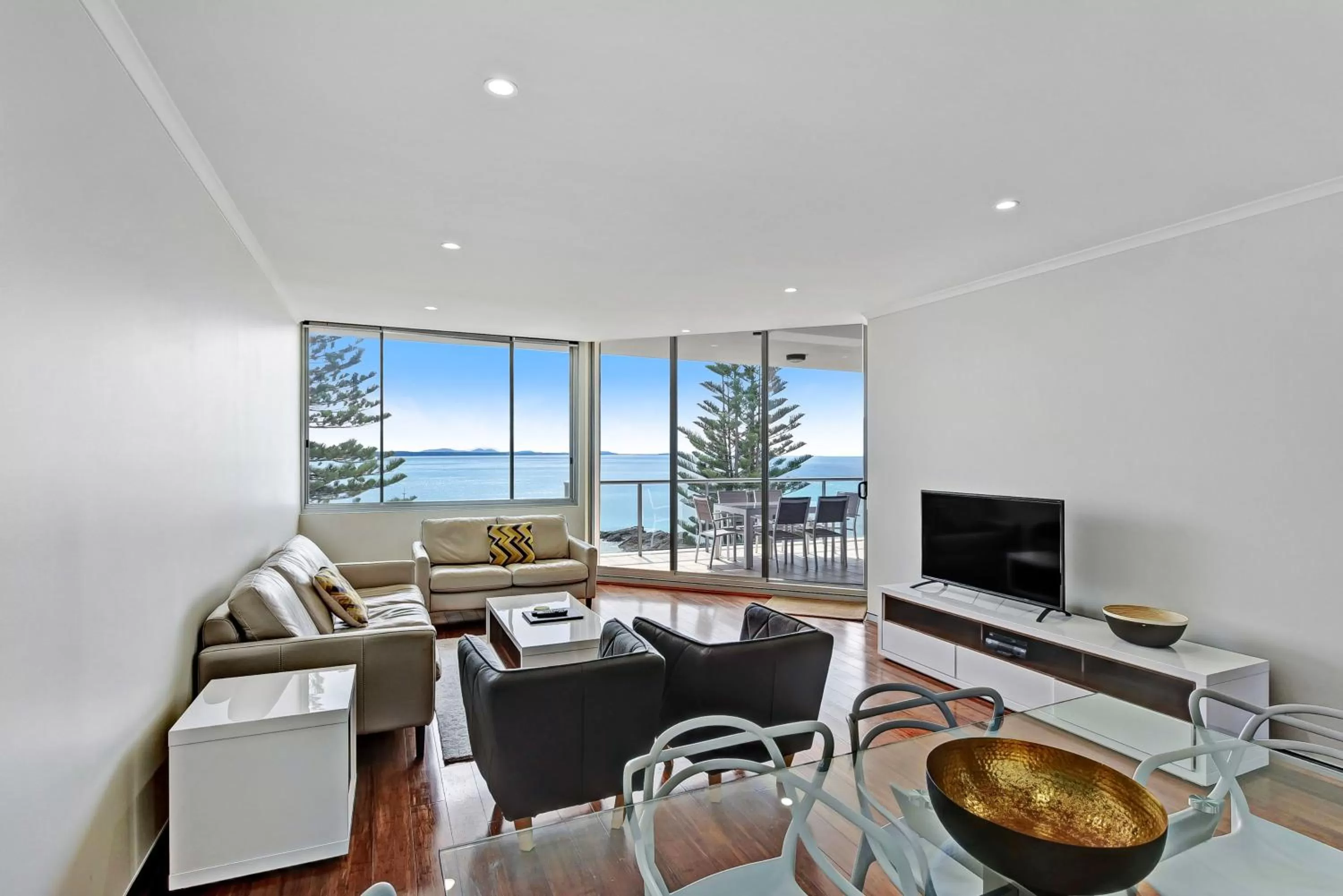 Balcony/Terrace, Seating Area in Sandcastle Apartments