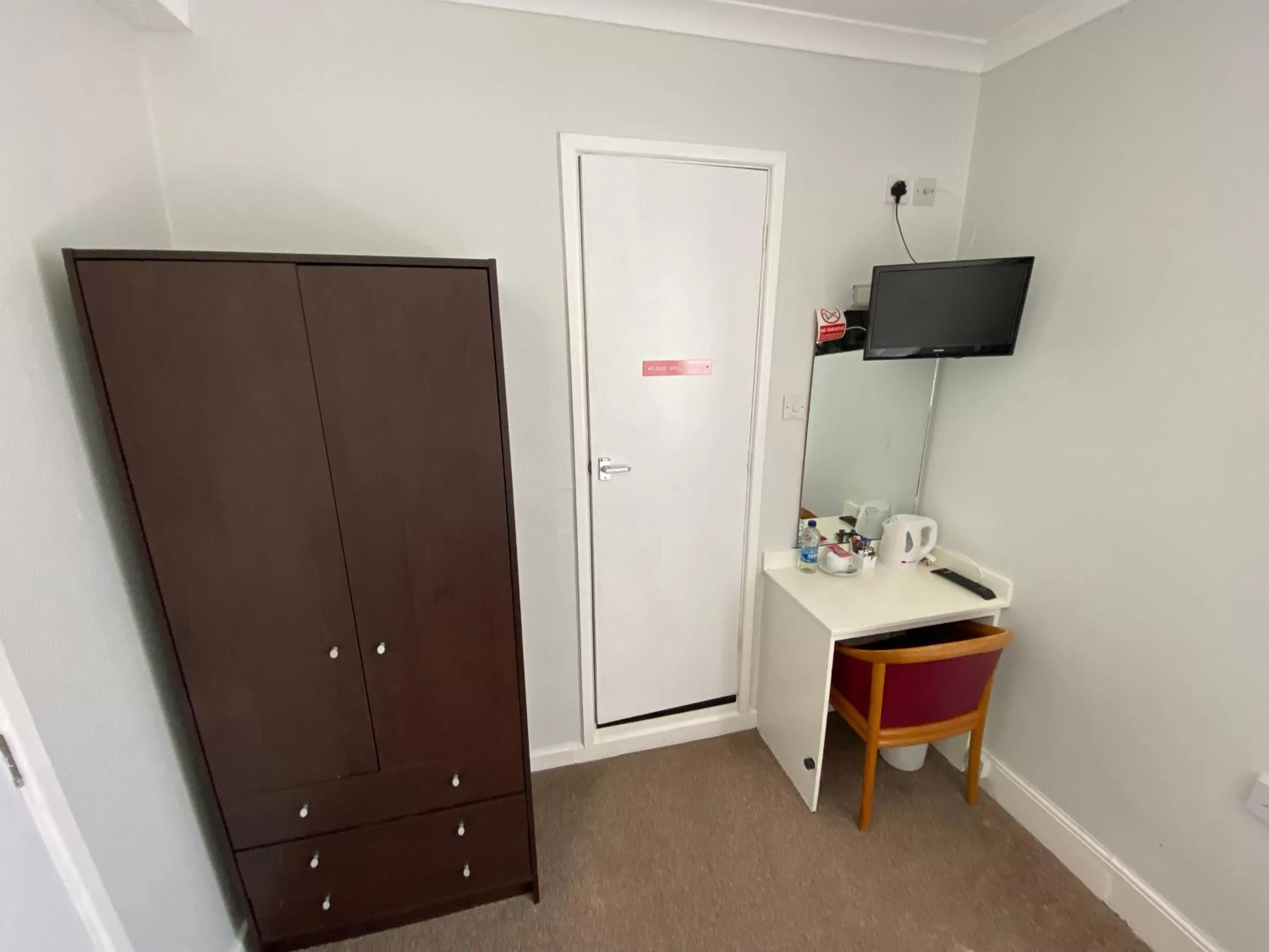 TV and multimedia in The Fairhaven Hotel