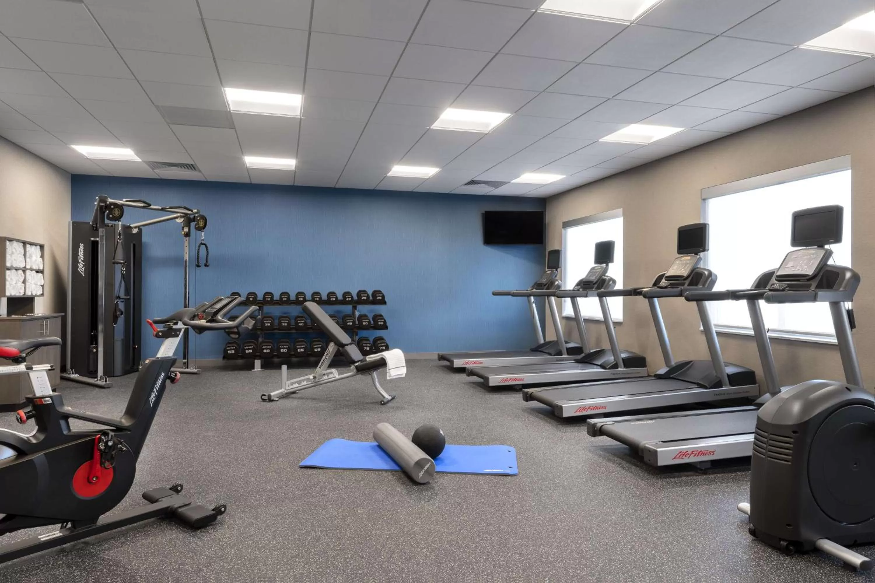 Fitness centre/facilities in Hampton Inn & Suites St Charles Old Town Area, Mo