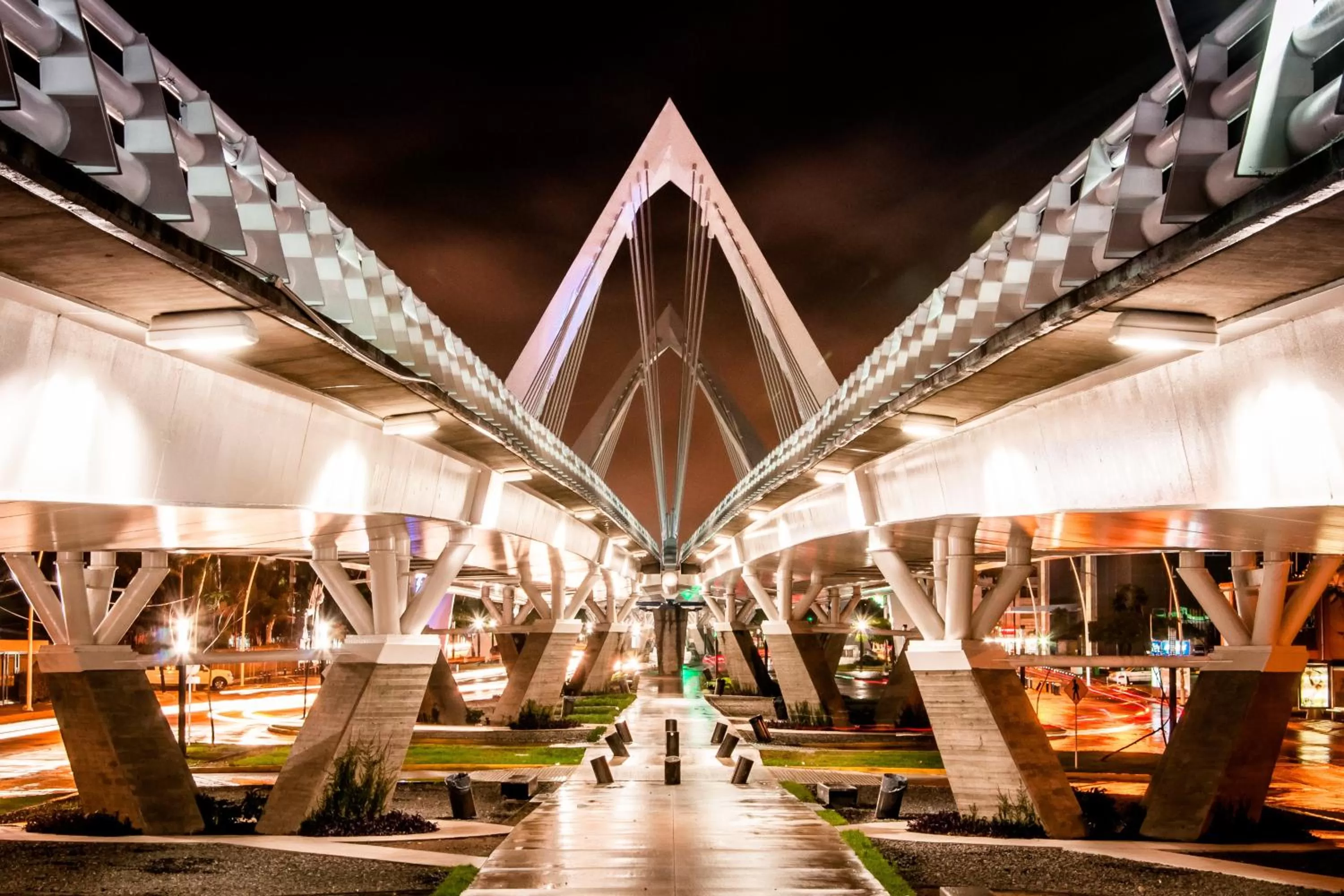 Property building in Holiday Inn Guadalajara Select by IHG