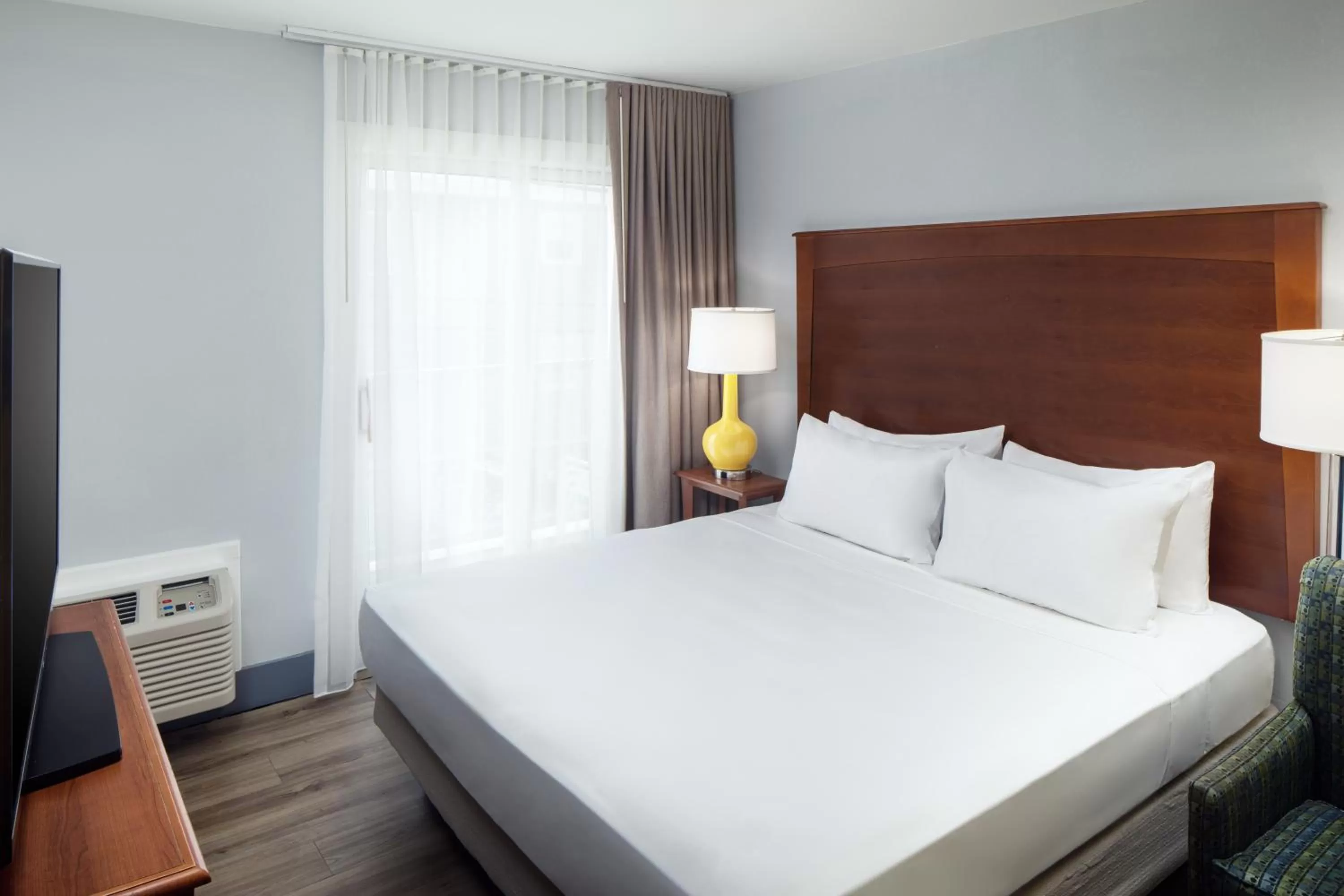 Bedroom, Bed in Ashworth by the Sea