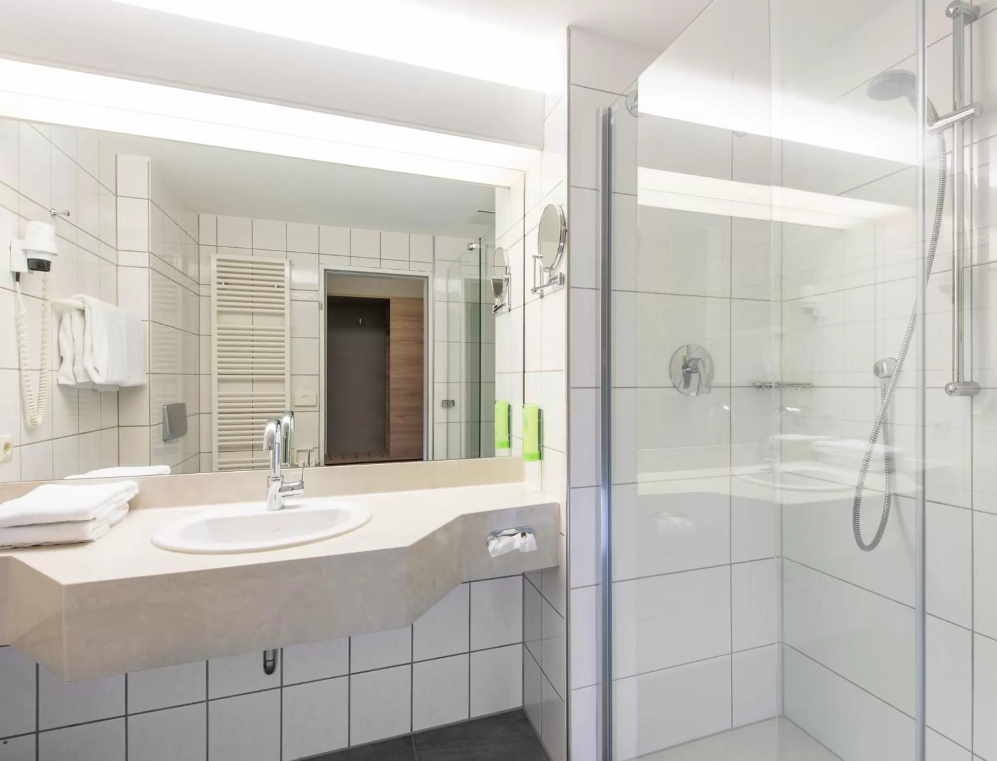 Shower in IDINGSHOF Hotel & Restaurant