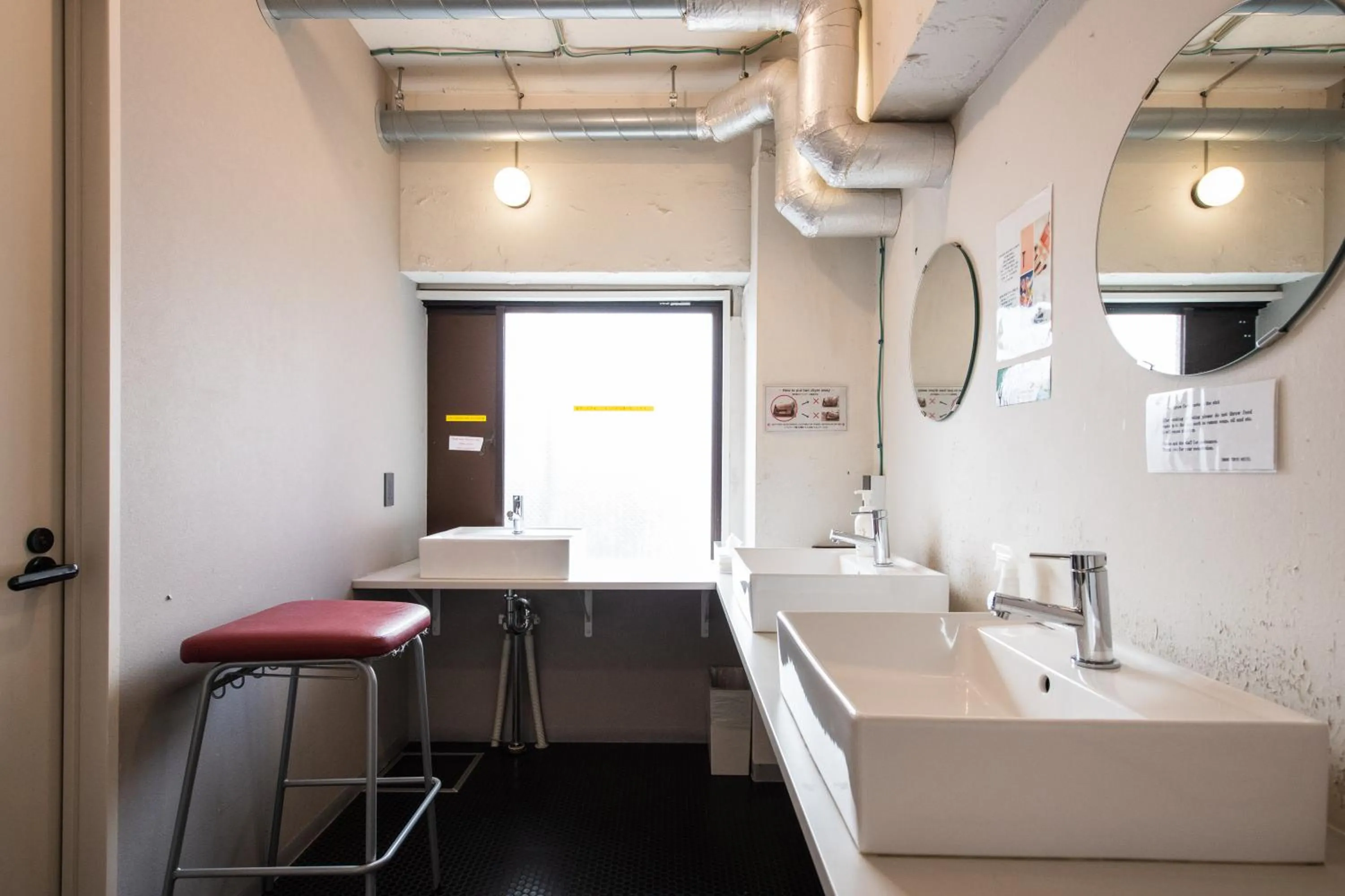 Bathroom in Imano Tokyo Hostel