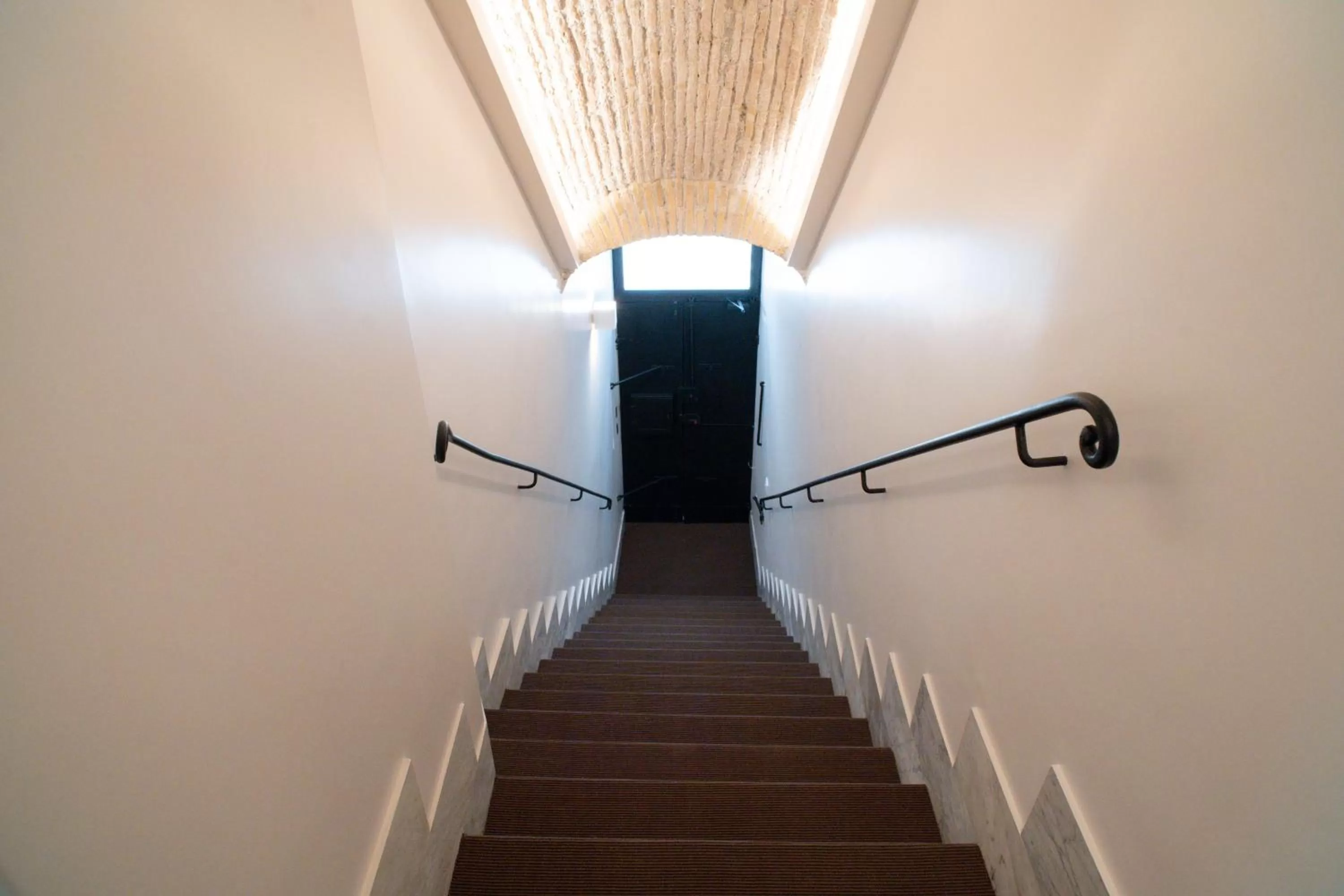 Facade/entrance in Kame Hall