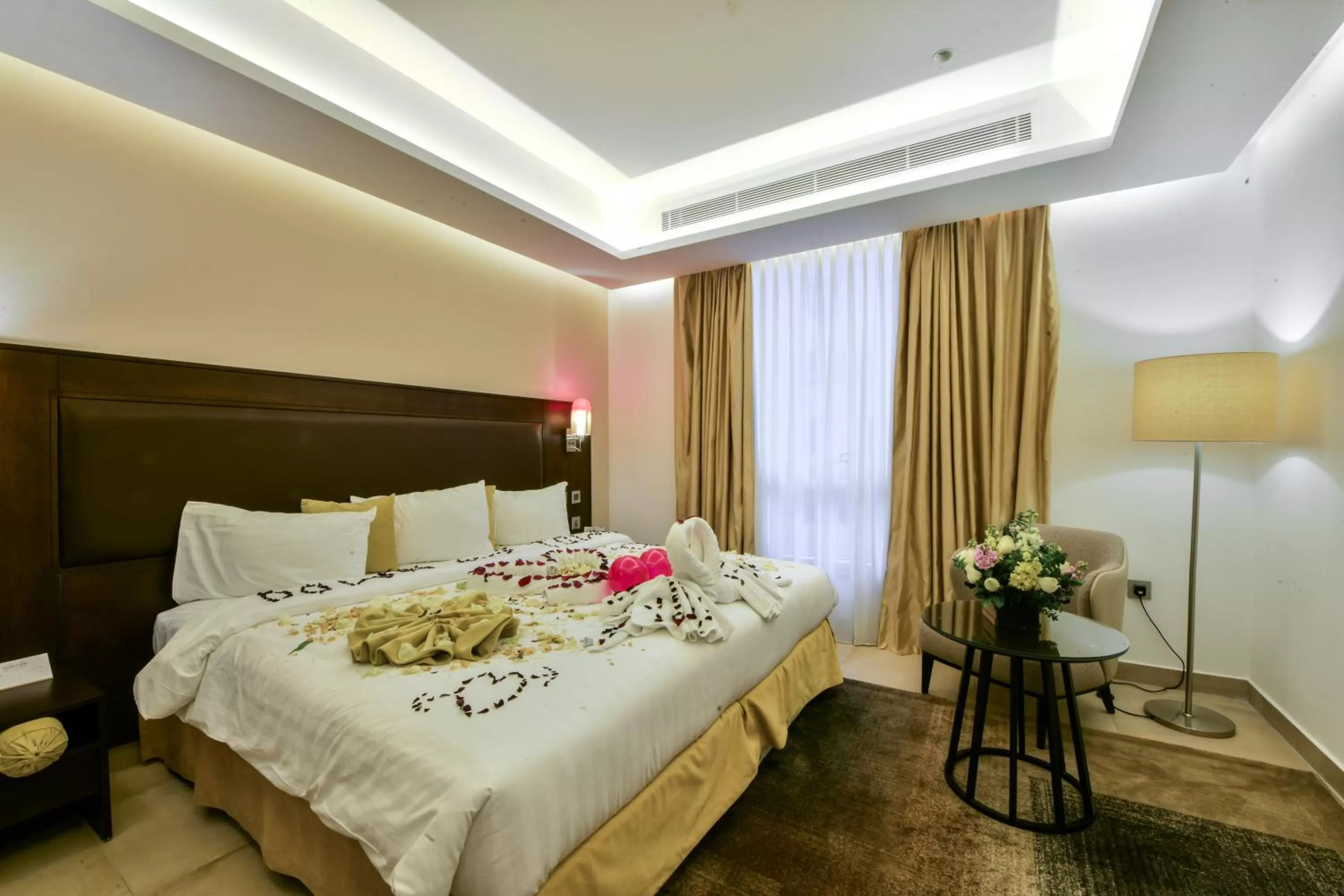 Bed in Downtown Hotel Apartments