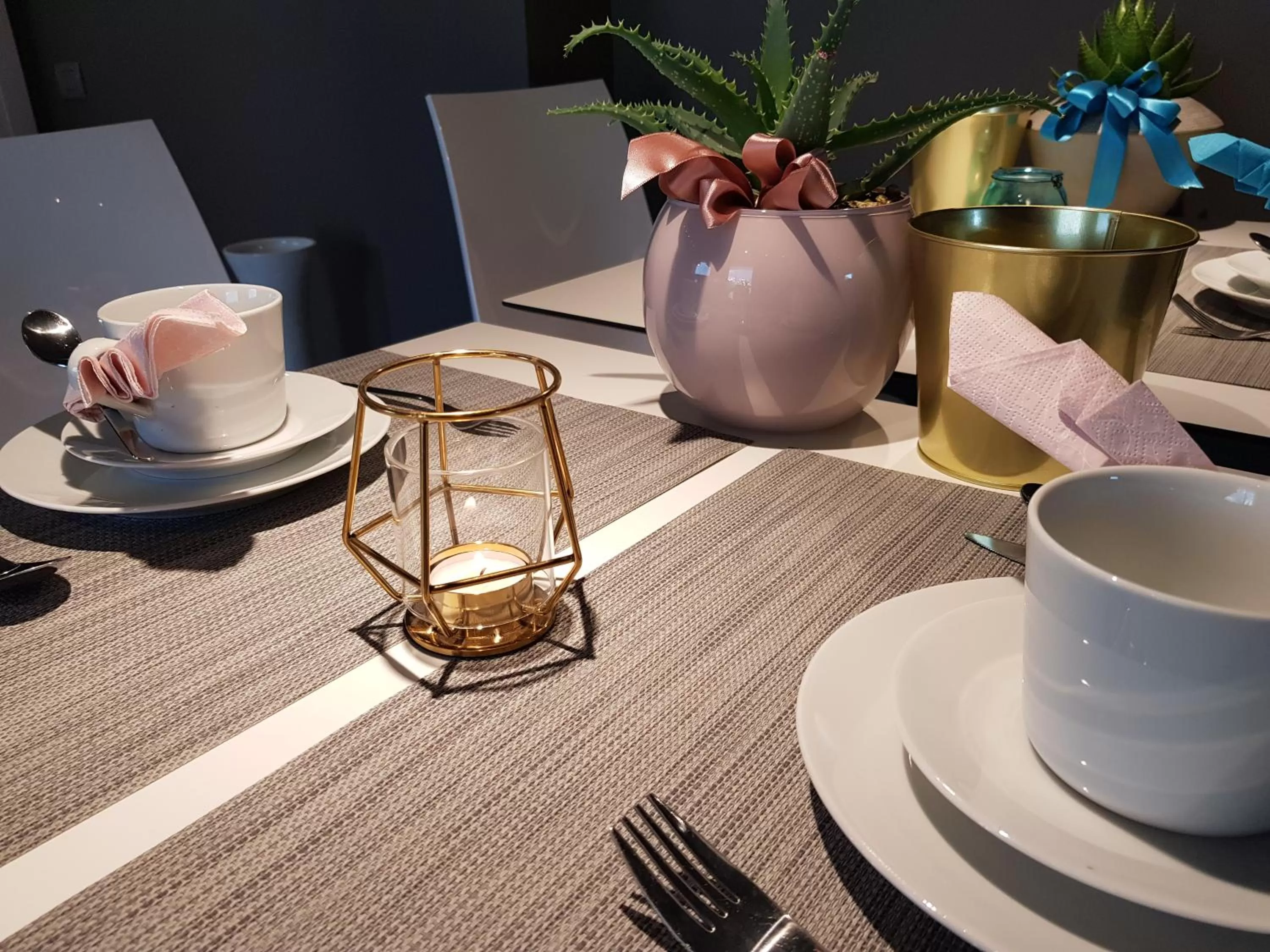 Restaurant/places to eat in Art B&B Design