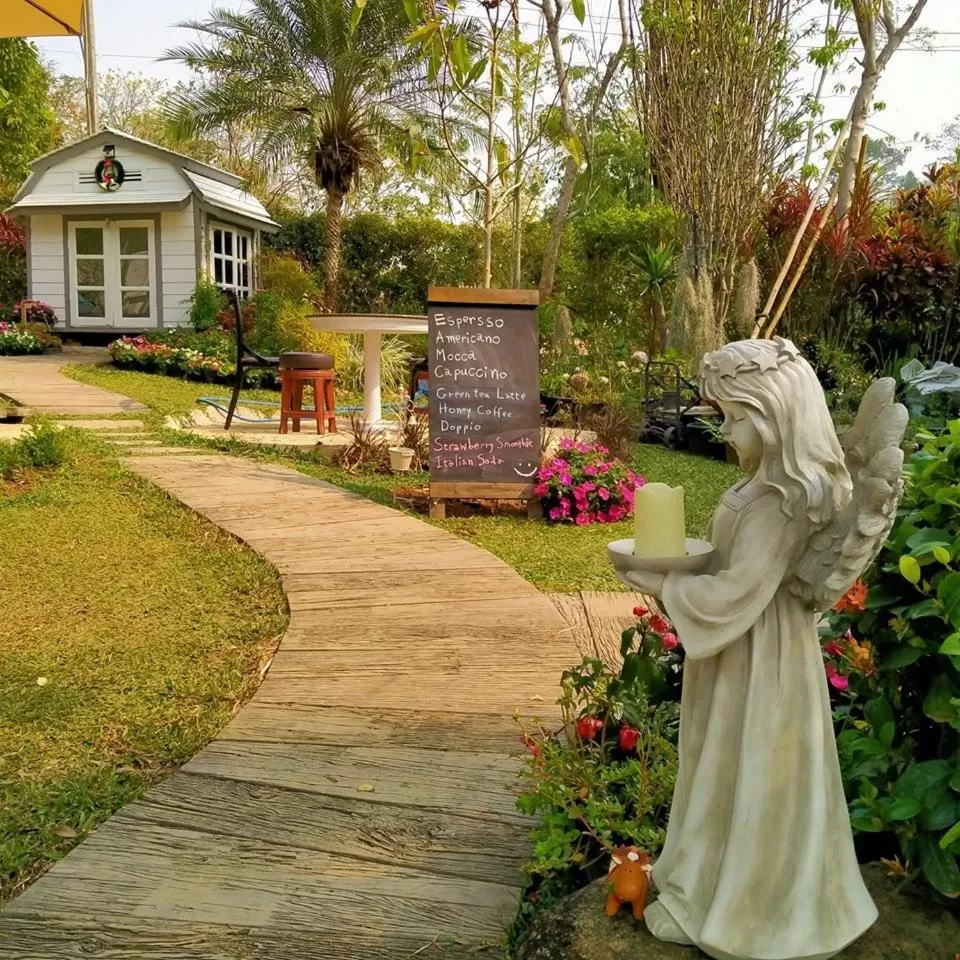 Baan JaoKorKluay บ้านเจ้ากอกล้วย