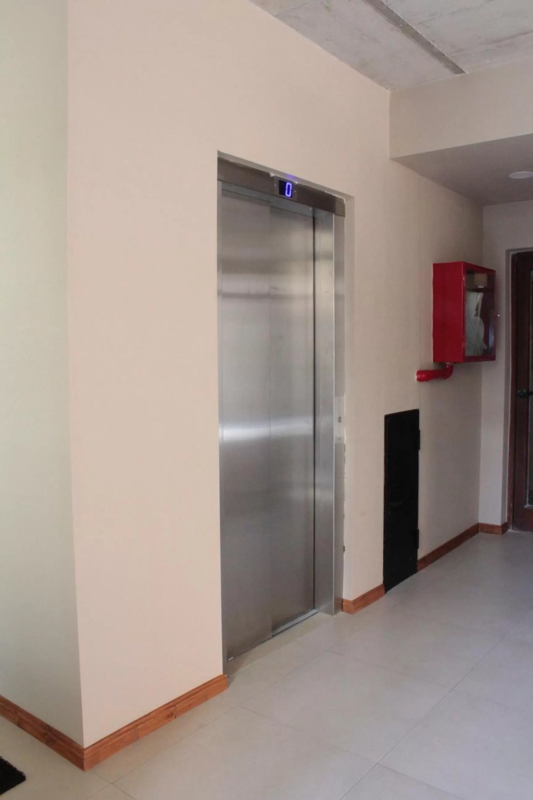 Property building in Hotel Genoves