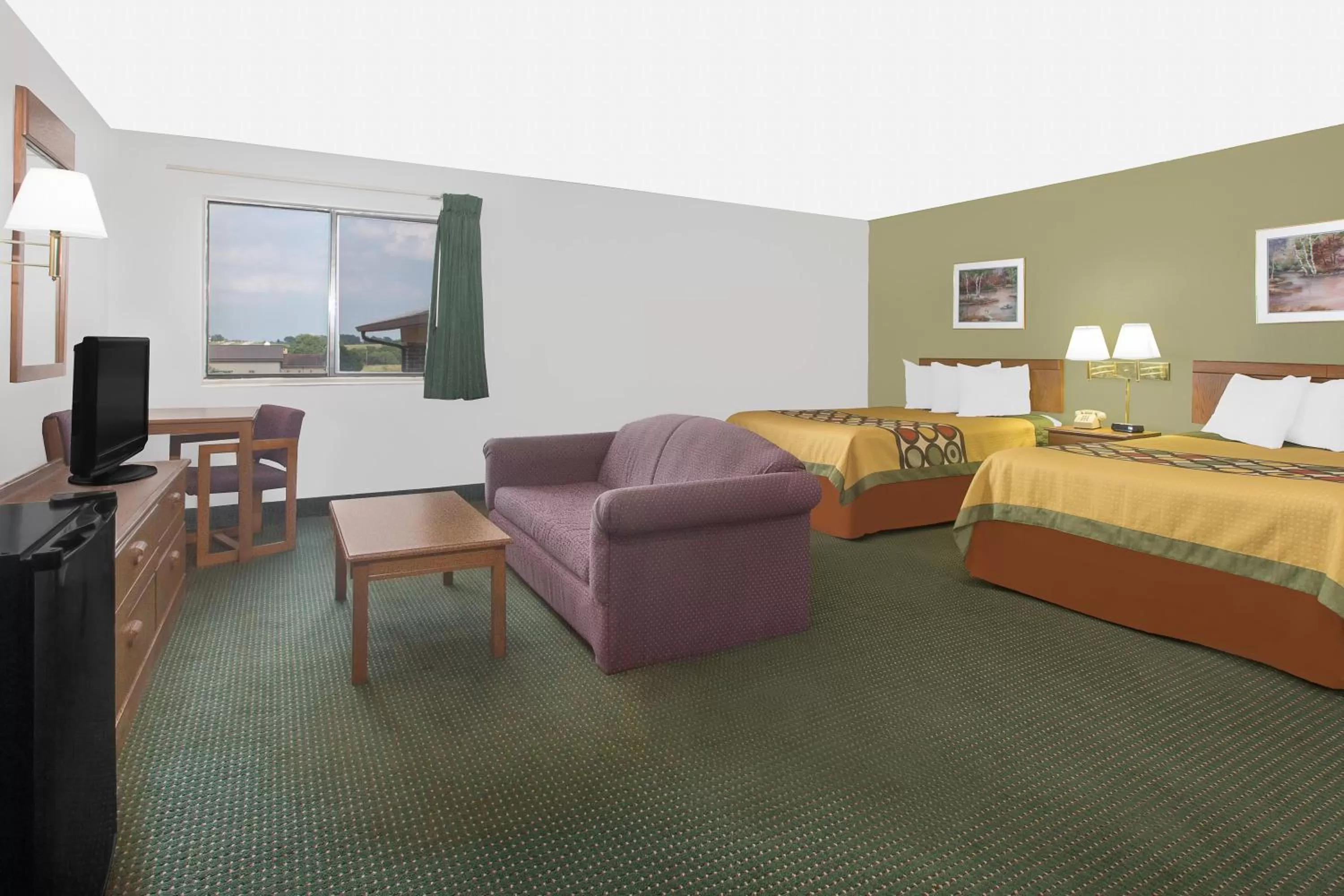 Bedroom, Bed in Super 8 by Wyndham Chillicothe