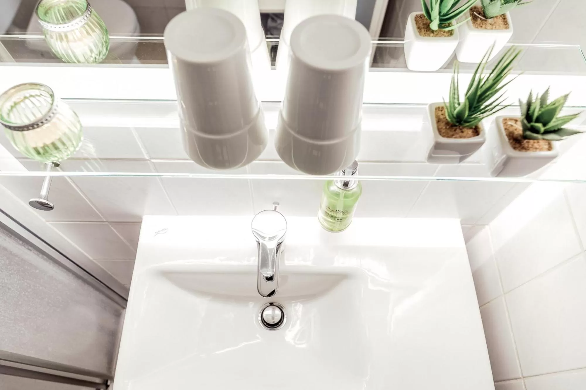 Bathroom in Pallas Hotel