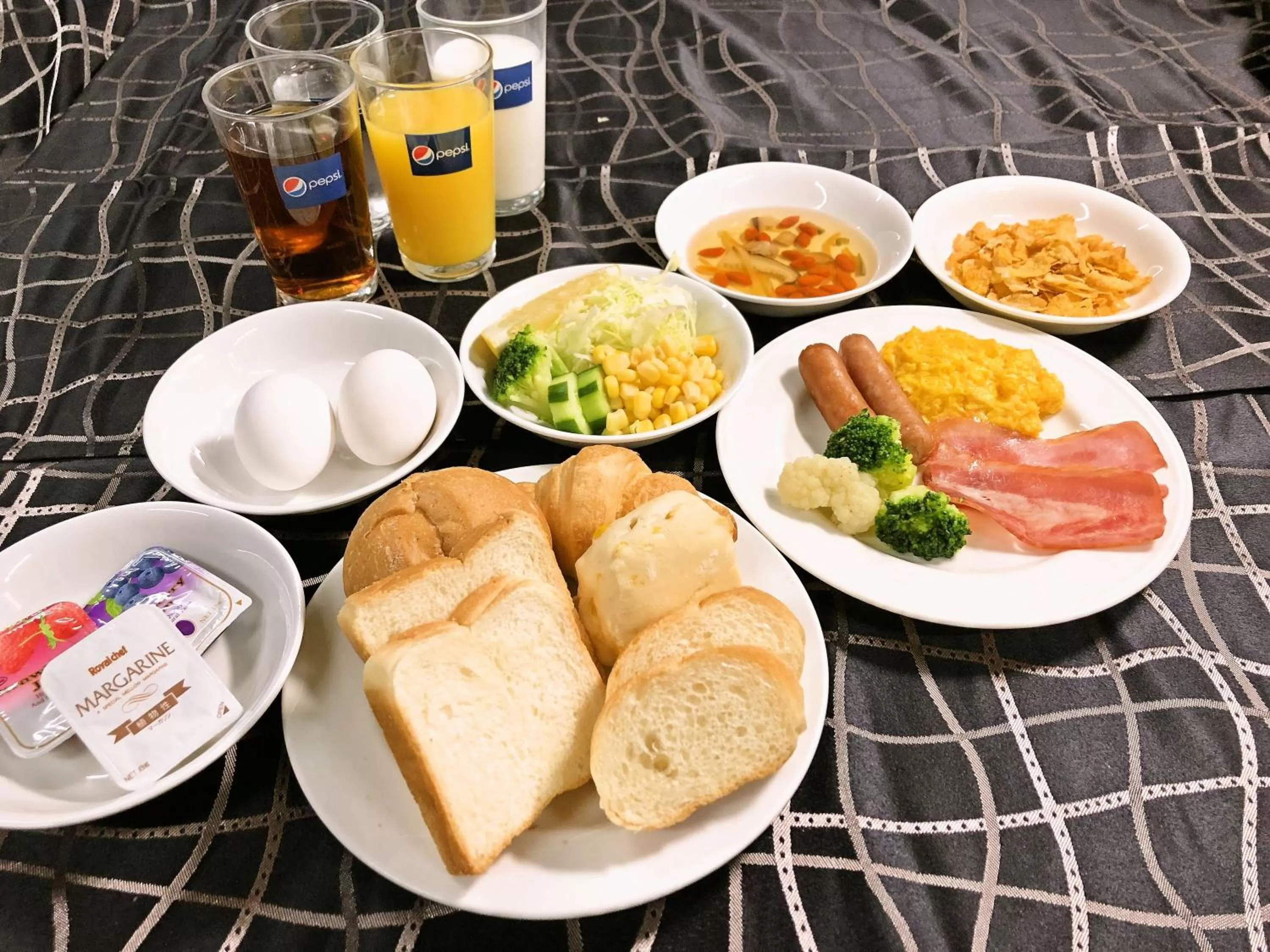 Food and drinks in APA Hotel Toyama Ekimae