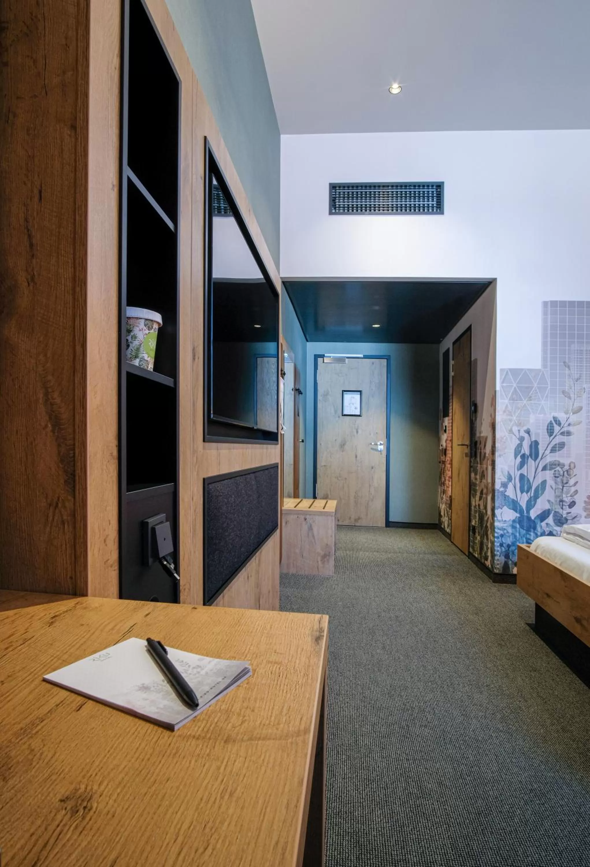 Bedroom, Bed in RiKu HOTEL Göppingen