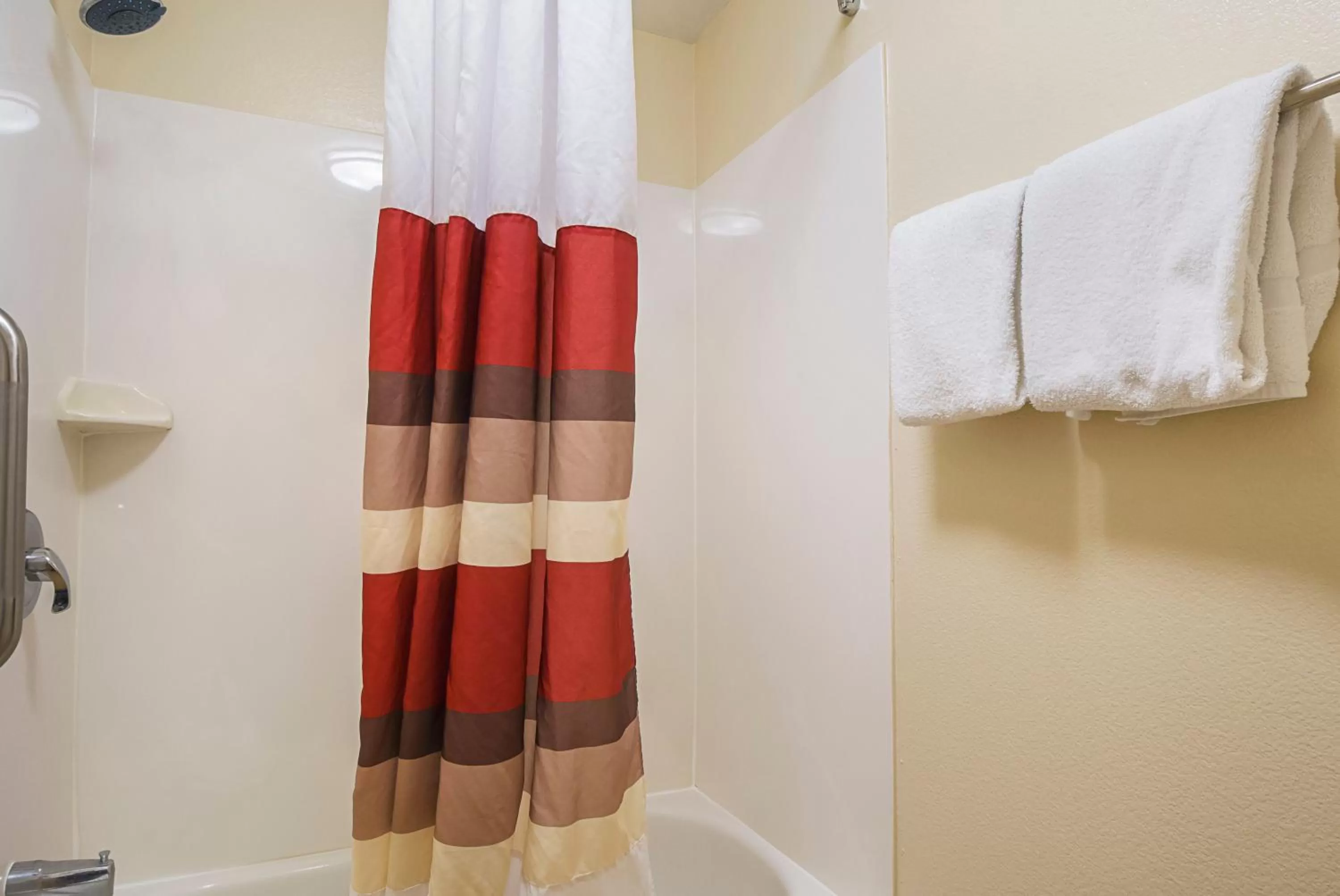 Bathroom in Red Roof Inn PLUS + Phoenix West