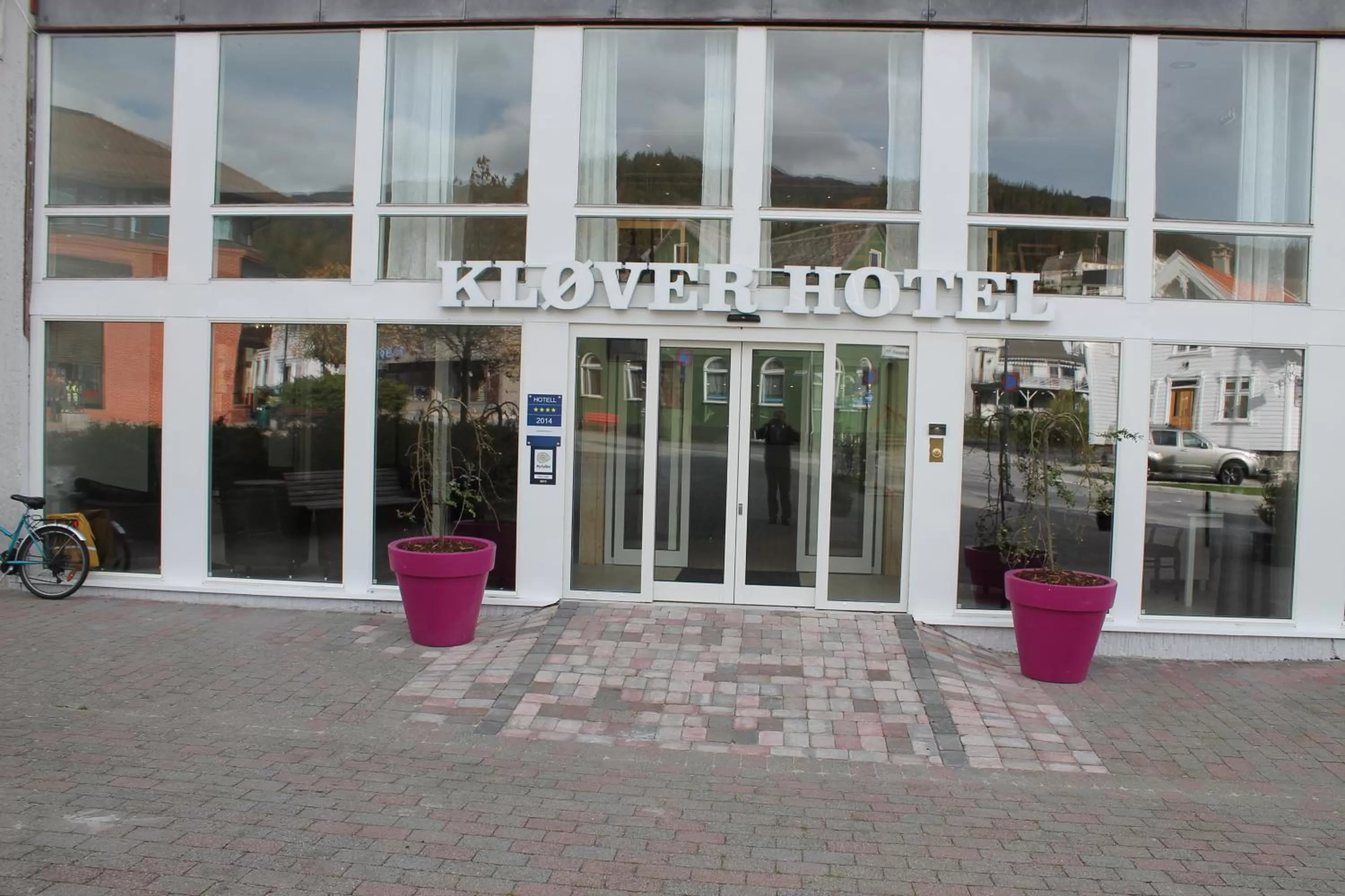 Facade/entrance in Kløver Hotel
