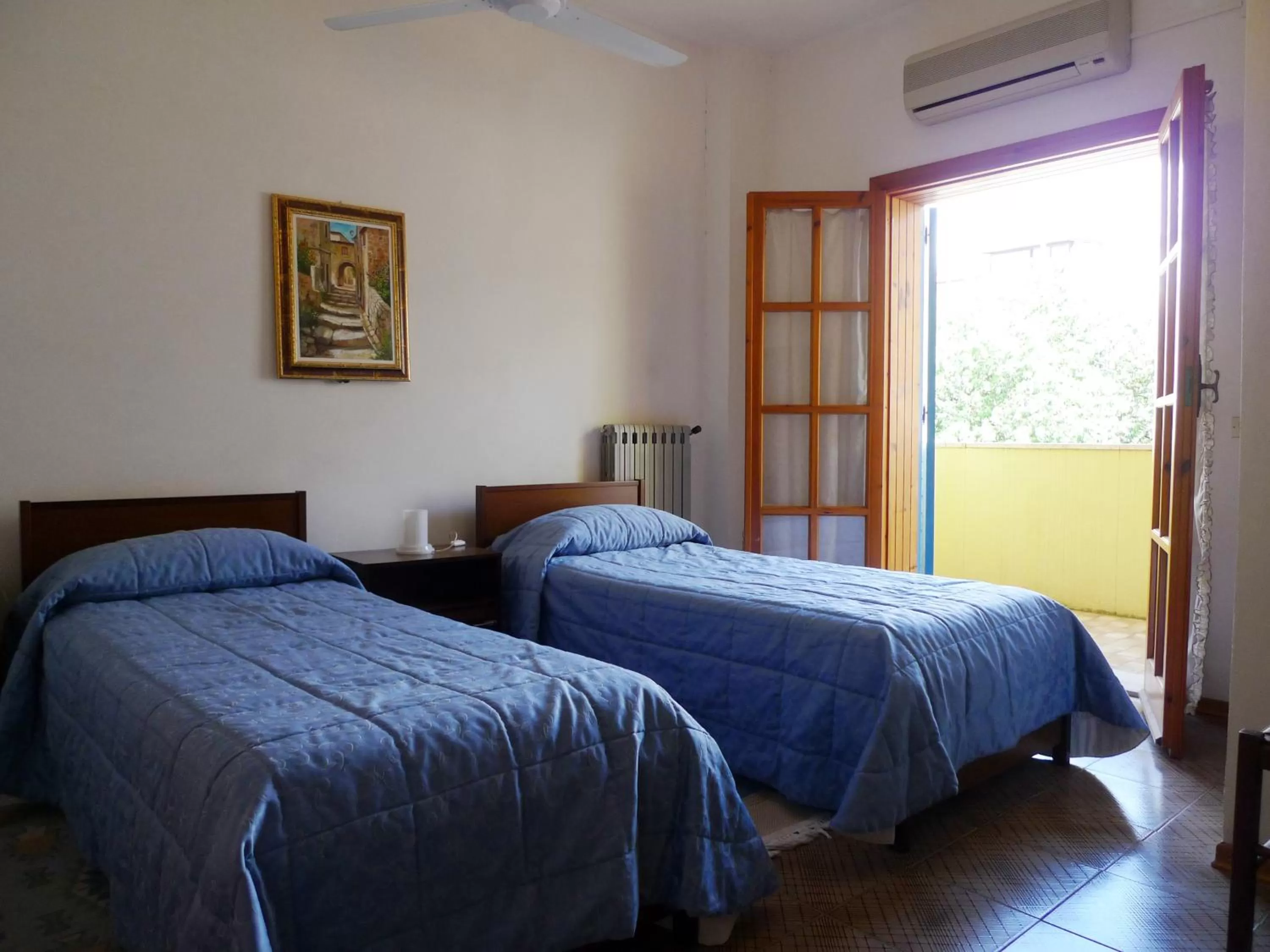 Double or Twin Room in Hotel Alexander