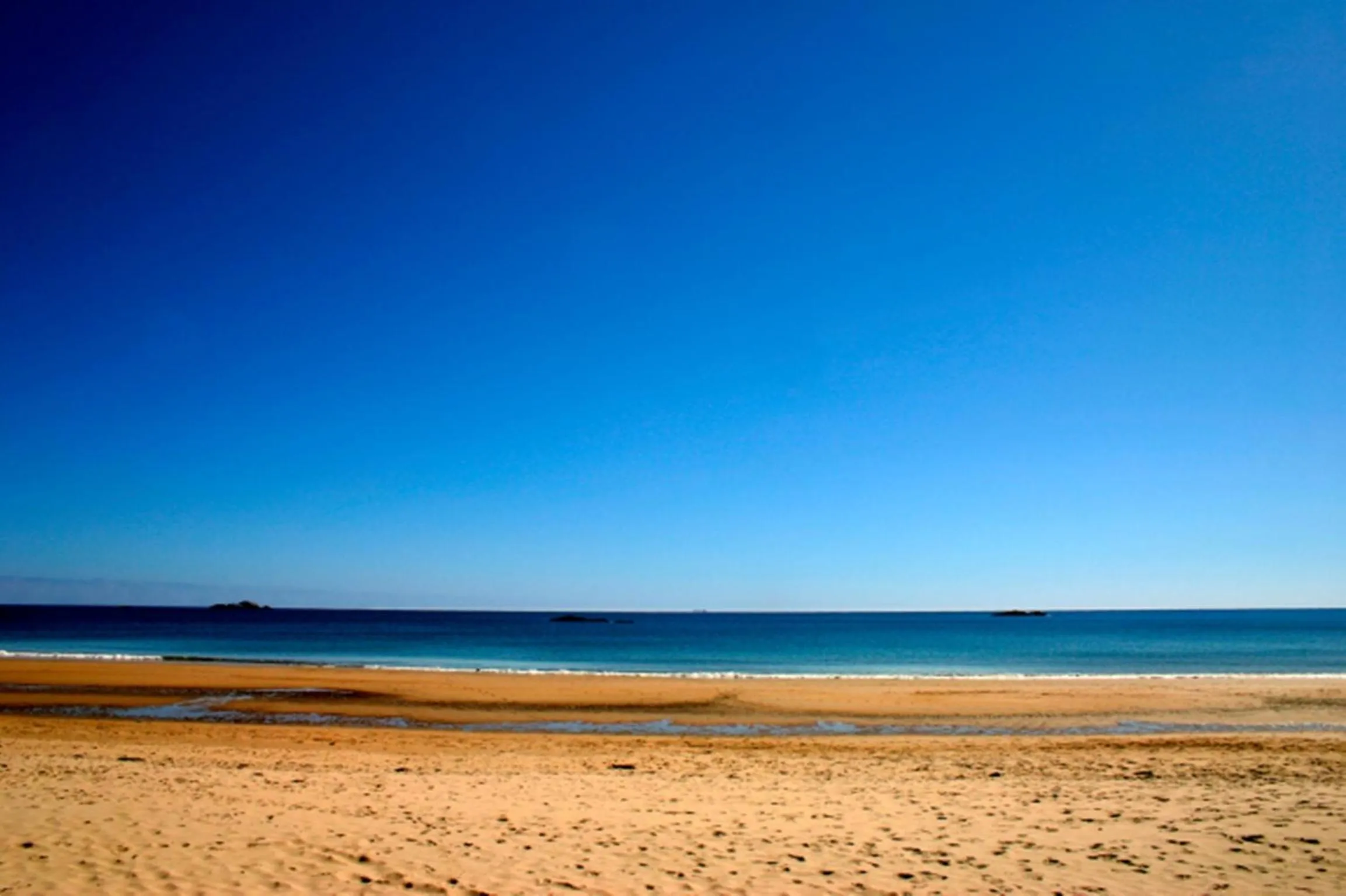 Beach in Esplanade Hotel