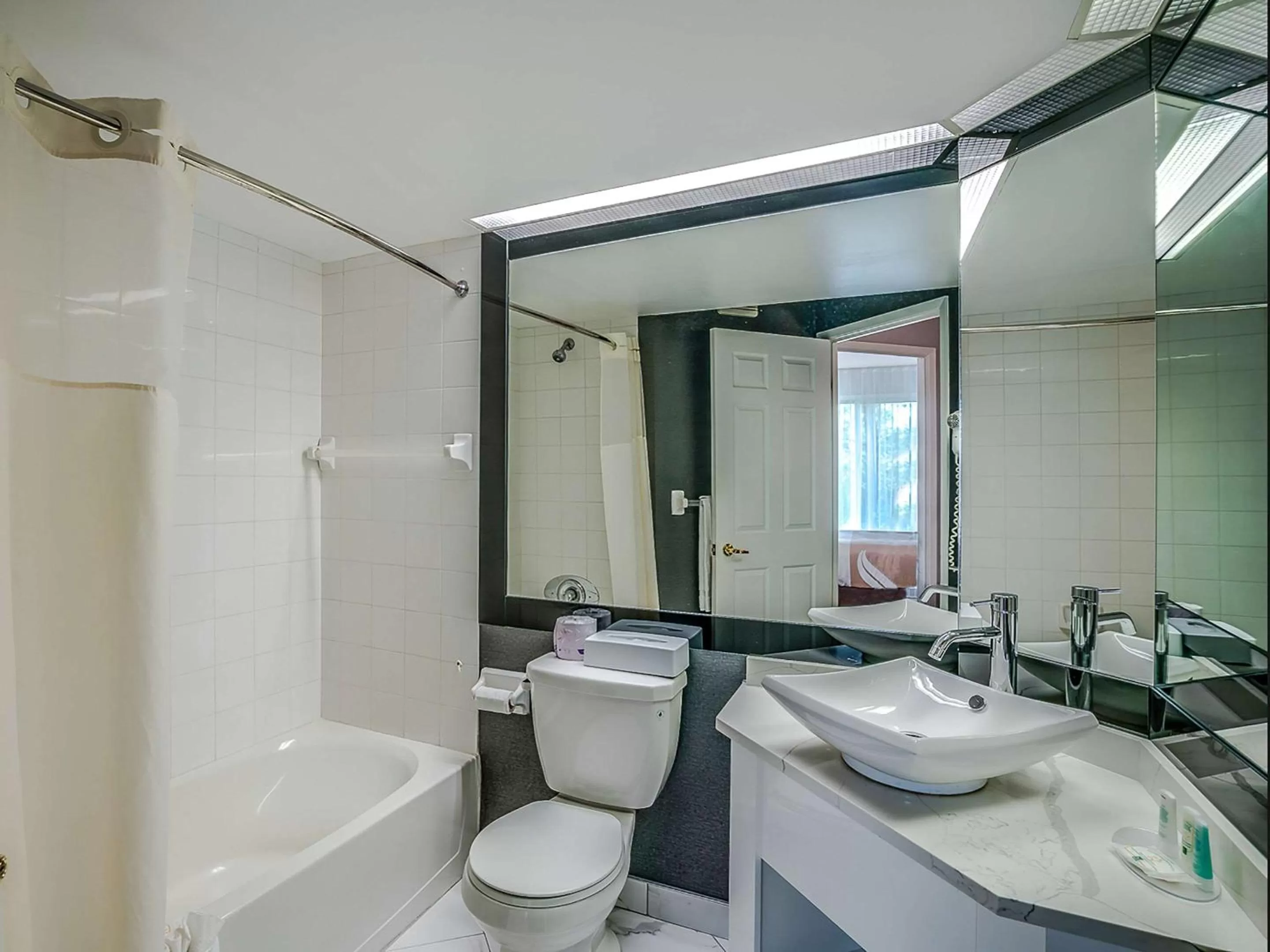 Bedroom in Quality Suites