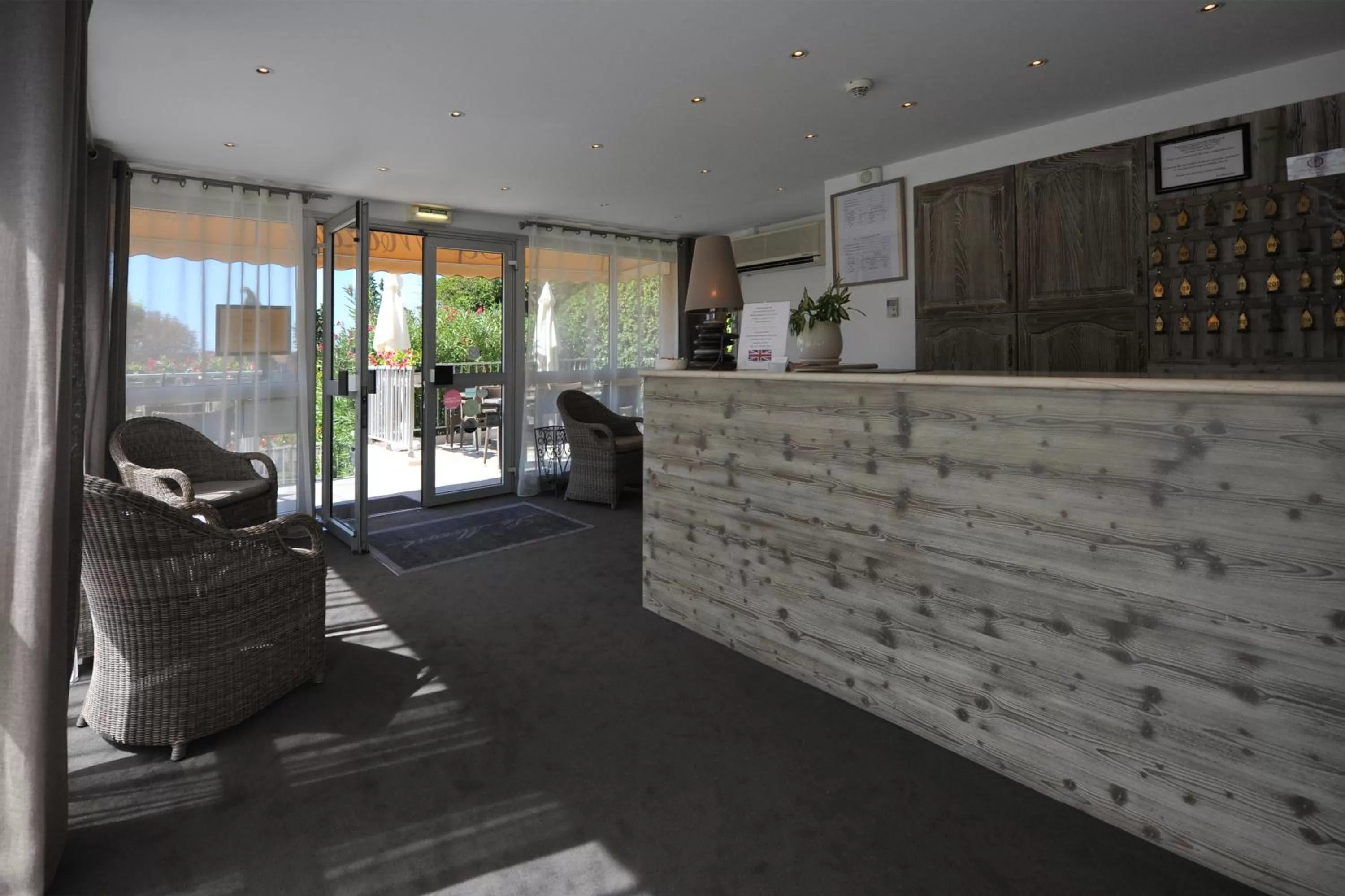 Lobby or reception in Hôtel Le Mozart