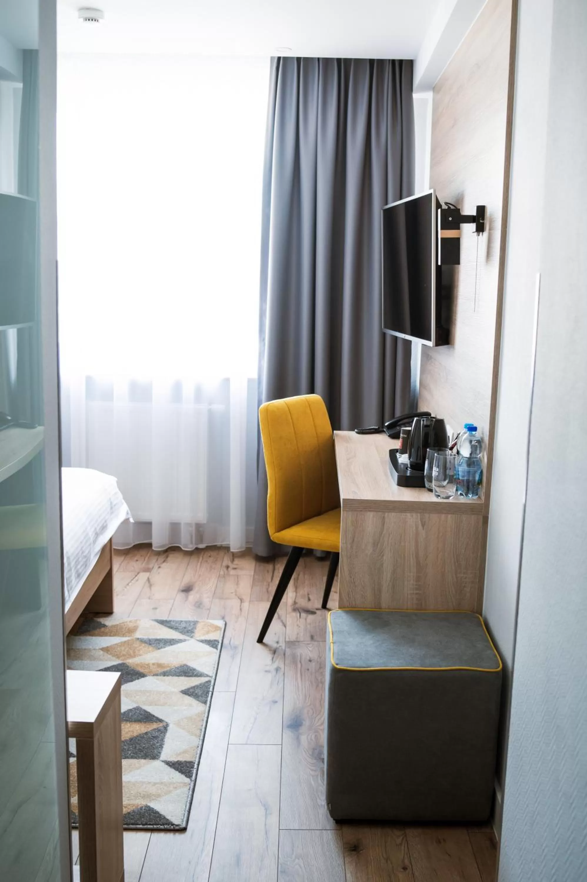 Photo of the whole room, Bed in Gold Hotel