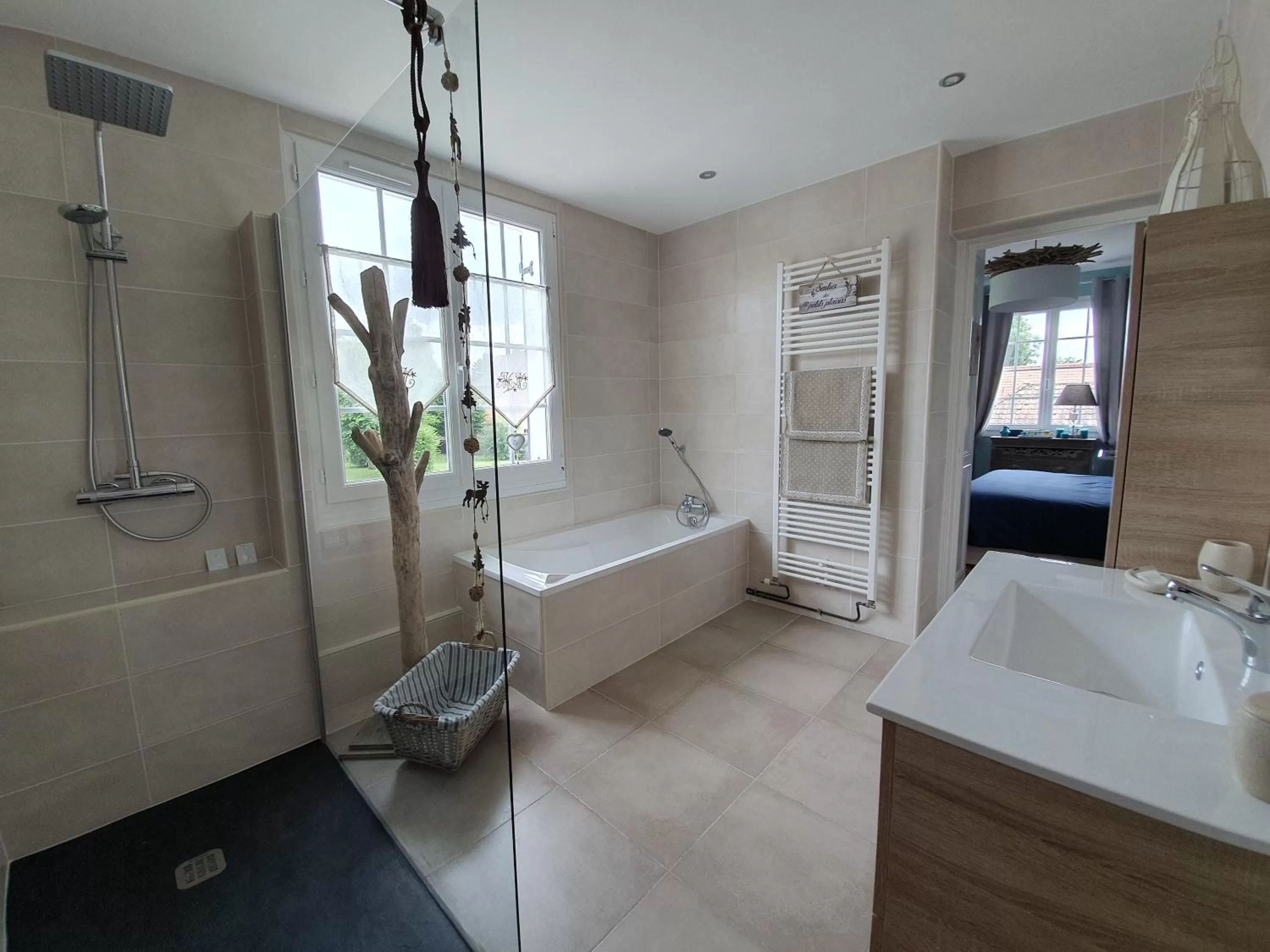 Bathroom in Chambres d'hôtes Nuits Campagnardes