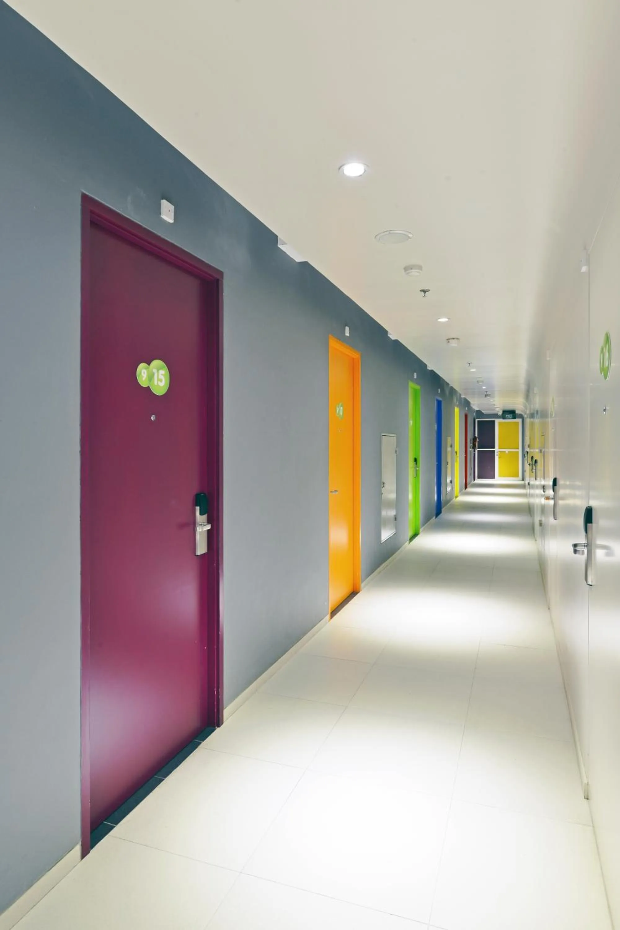 Area and facilities in POP! Hotel Tanjung Karang