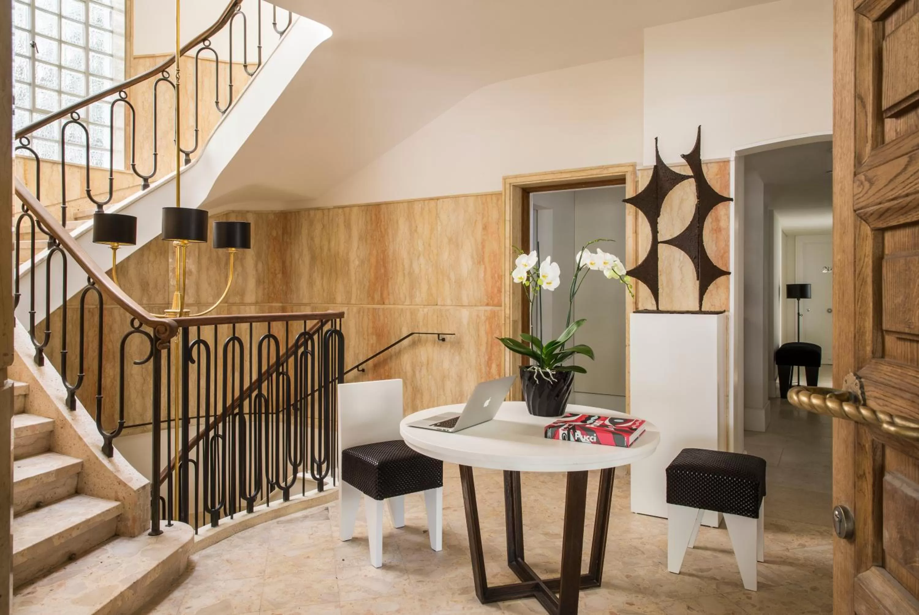 Lobby or reception in White Villa Tel Aviv Hotel