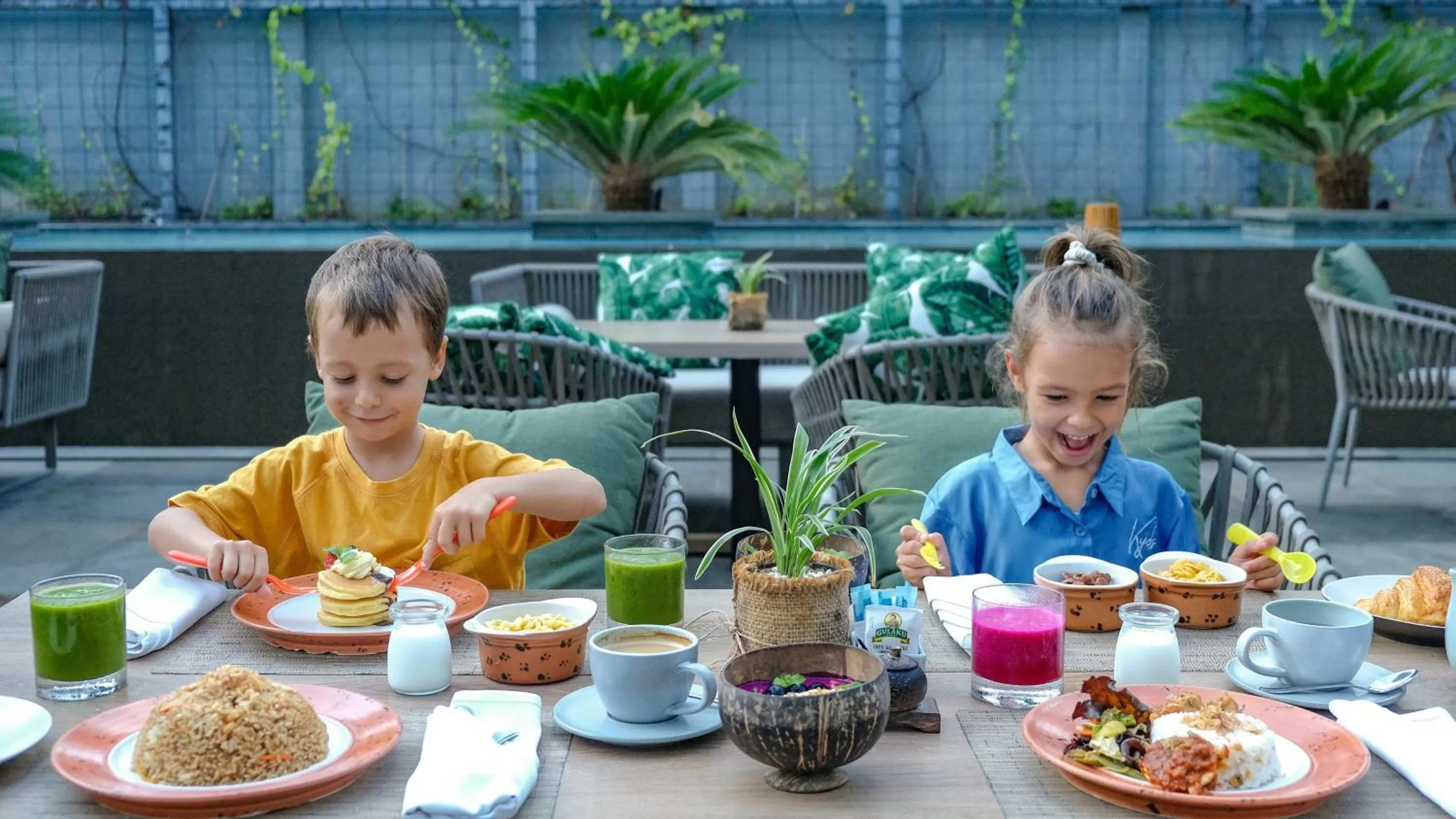 Restaurant/places to eat in Holiday Inn Bali Sanur by IHG