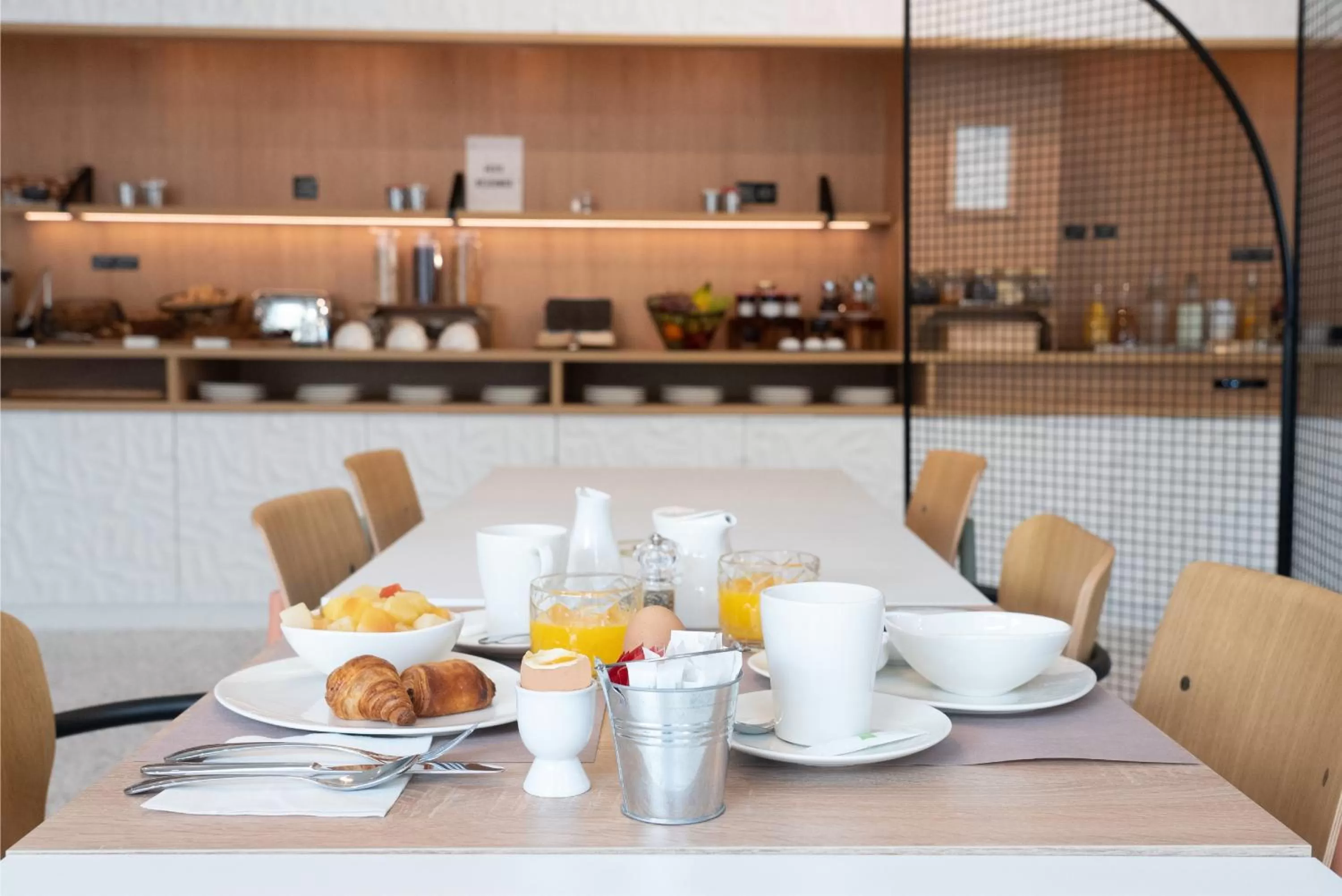 Buffet breakfast in ibis Styles Paris Romainville