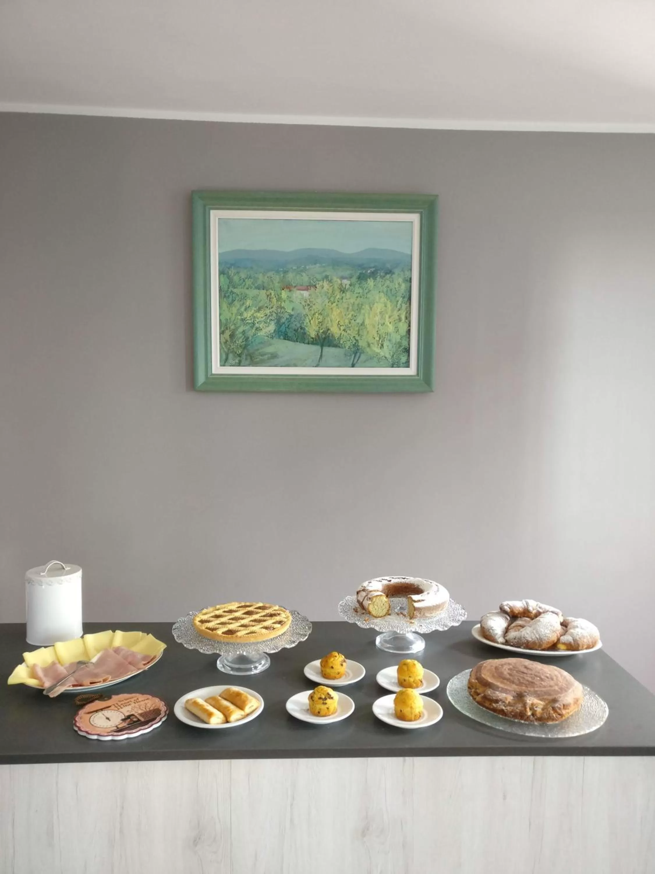 Buffet breakfast in B&B Molinetto