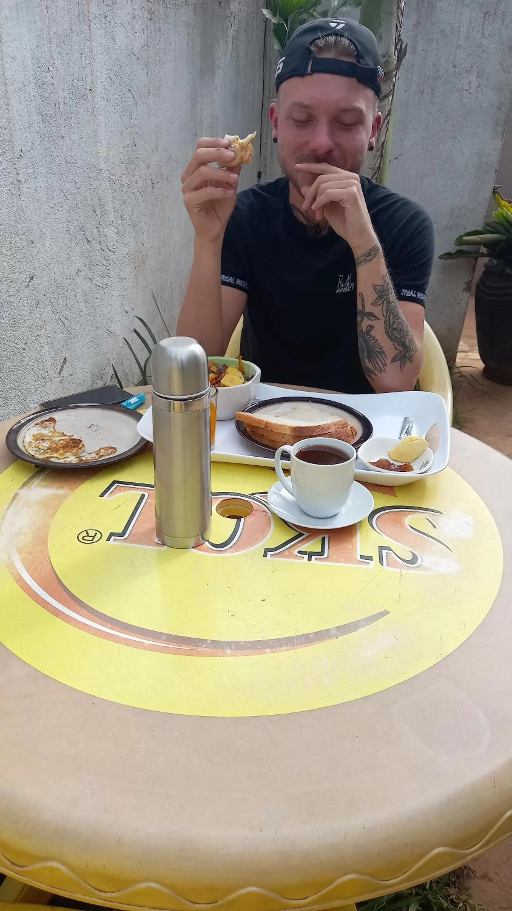 Tommy's Budget Rooms