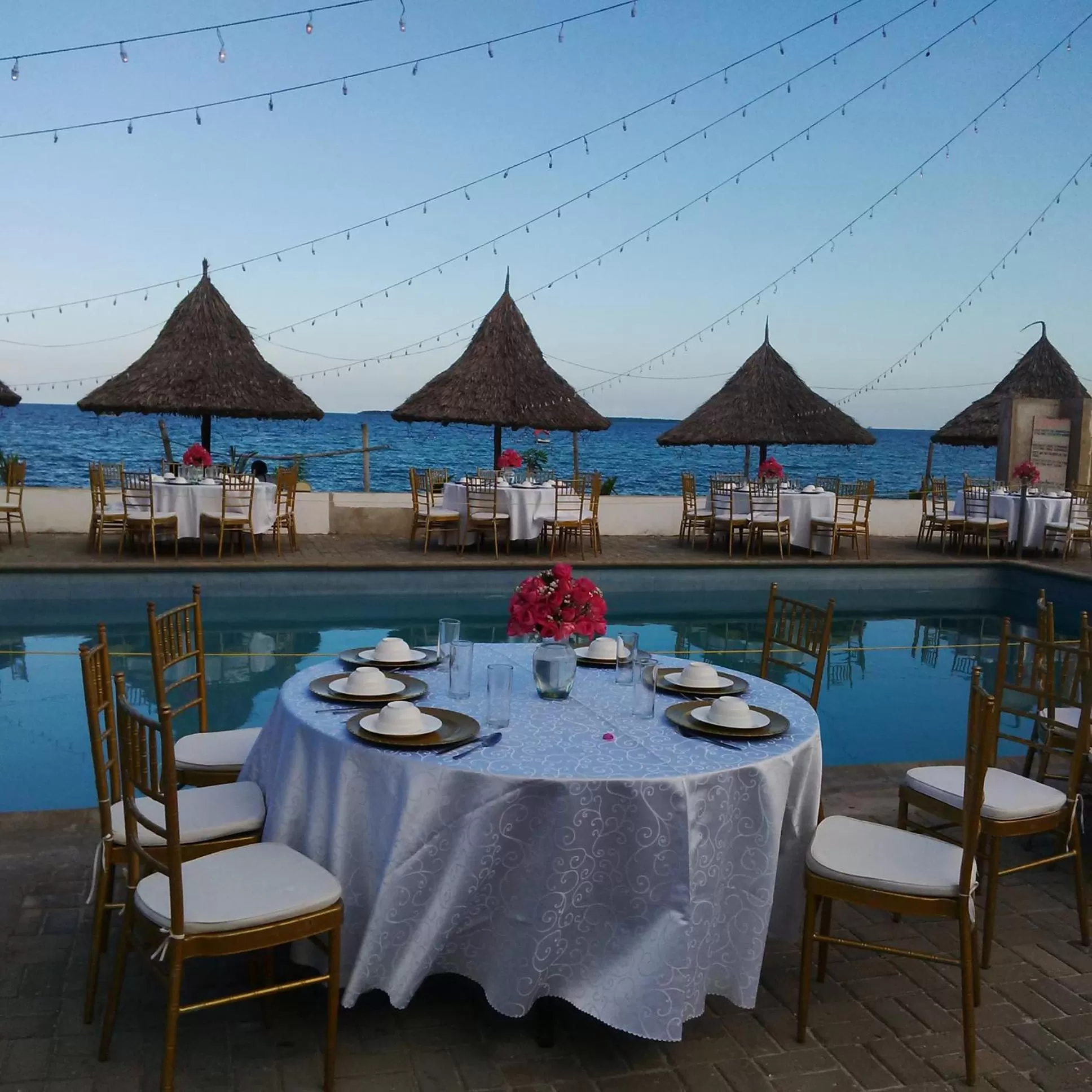 Banquet/Function facilities, Restaurant/Places to Eat in Serene Beach Resort