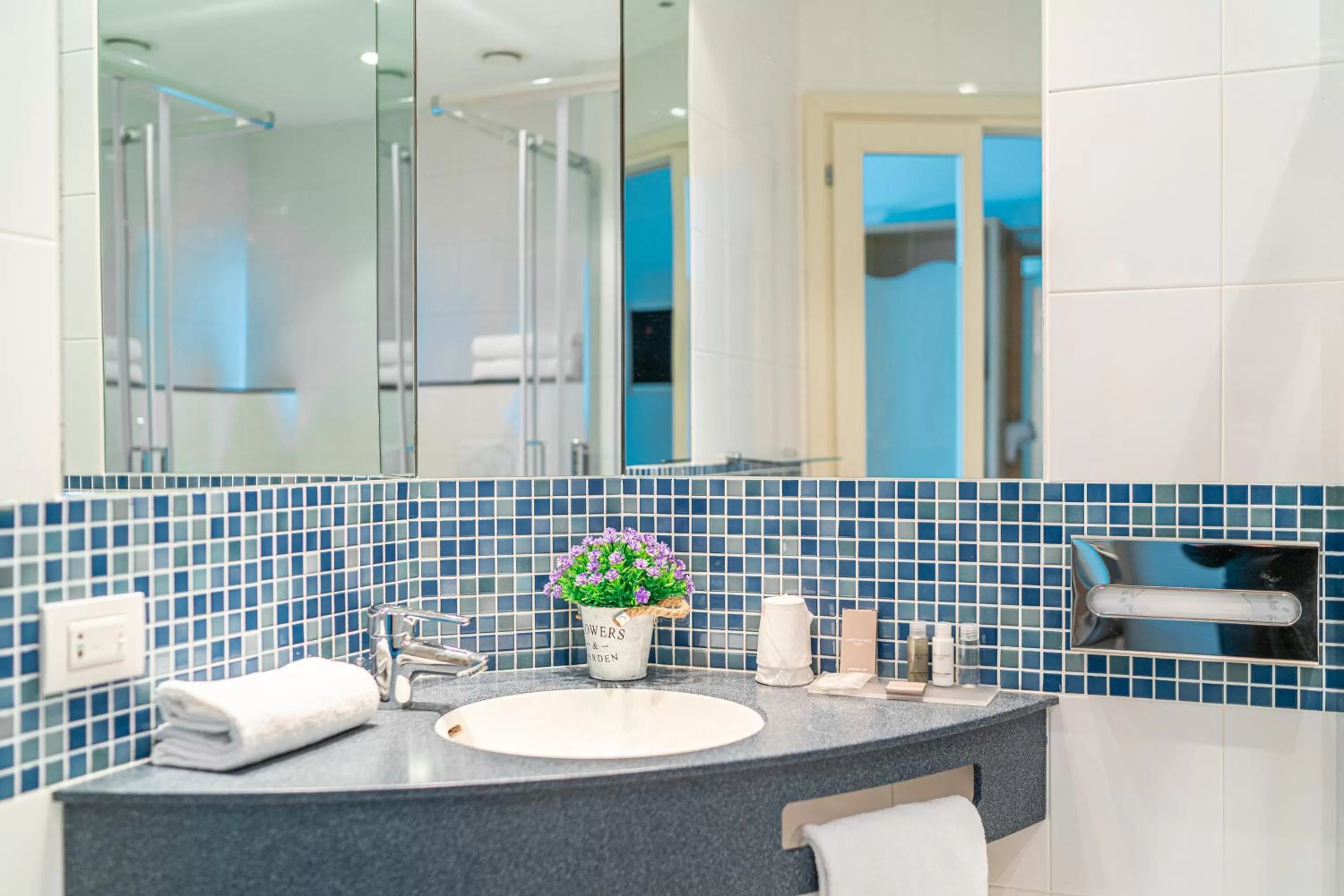 Bathroom in Meditur Hotel Udine Nord